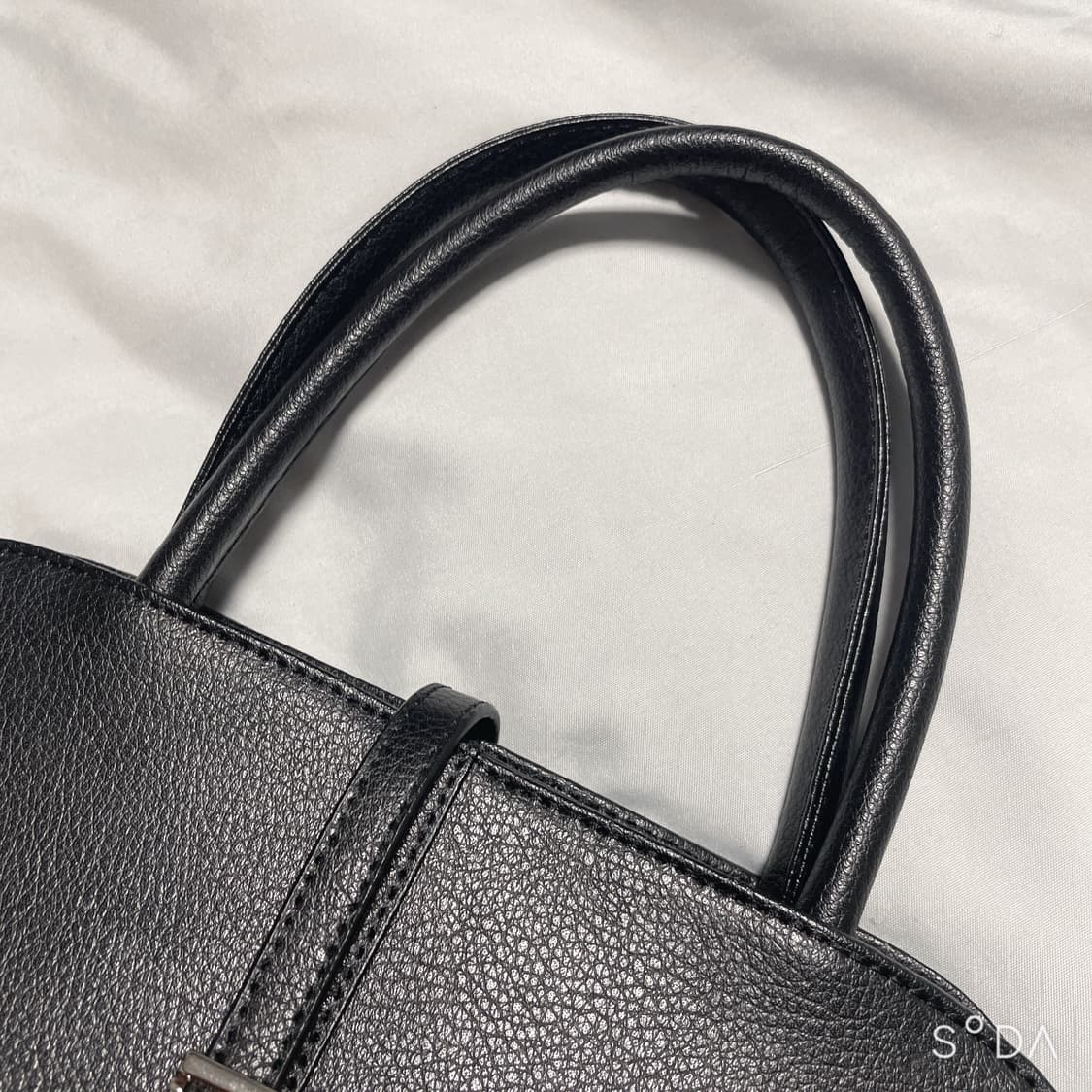 모노로우 블랑 미디움 블랙 크로스백 상품이미지7