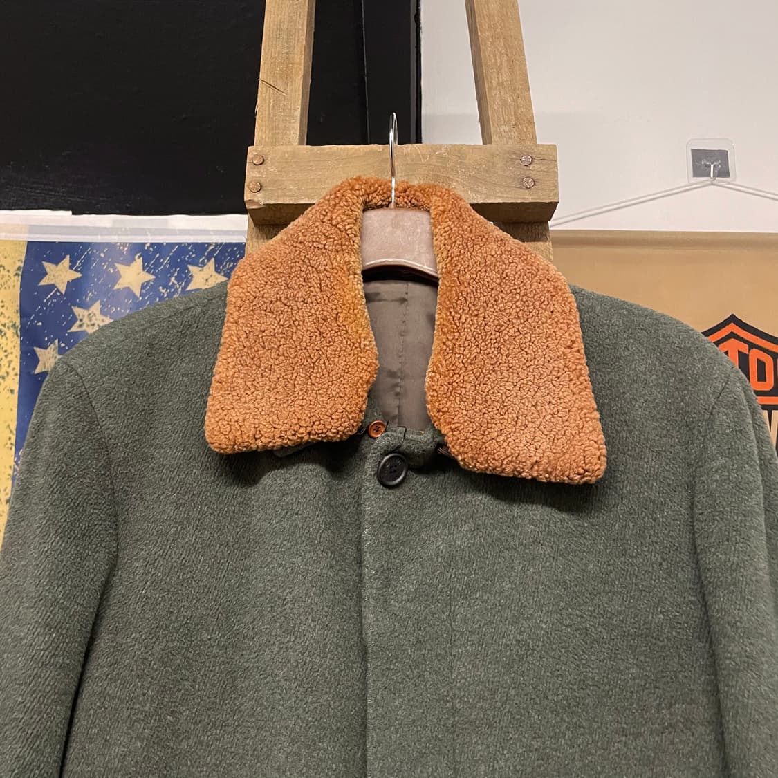 입생로랑 YSL 시어링 카라 탈 부착 울 코트 상품이미지3