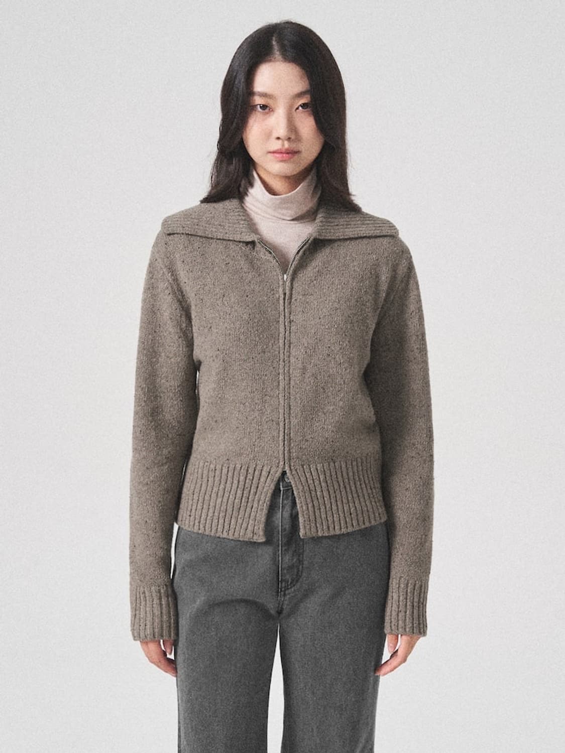 8세컨즈 변형 칼라넥 집업 긴소매 카디건 - 브라운 (95/L) 상품이미지1