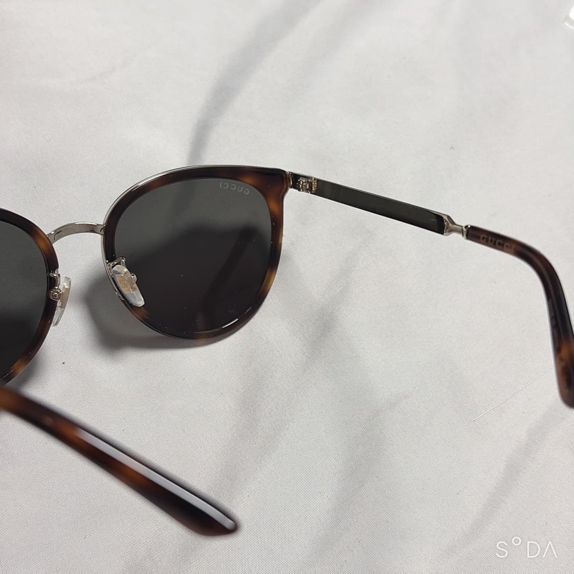 구찌 뿔테 선글라스 상품이미지5