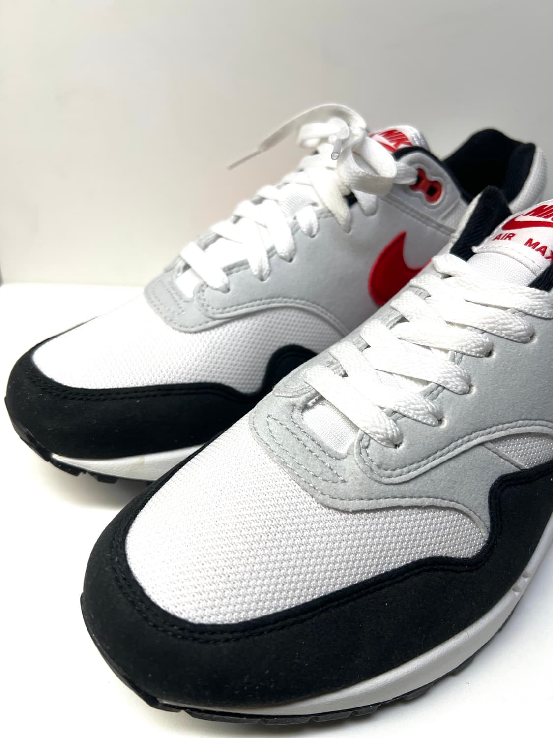 [270] 나이키 에어맥스 1 퓨어 플래티넘 앤 유니버시티 레드 상품이미지2