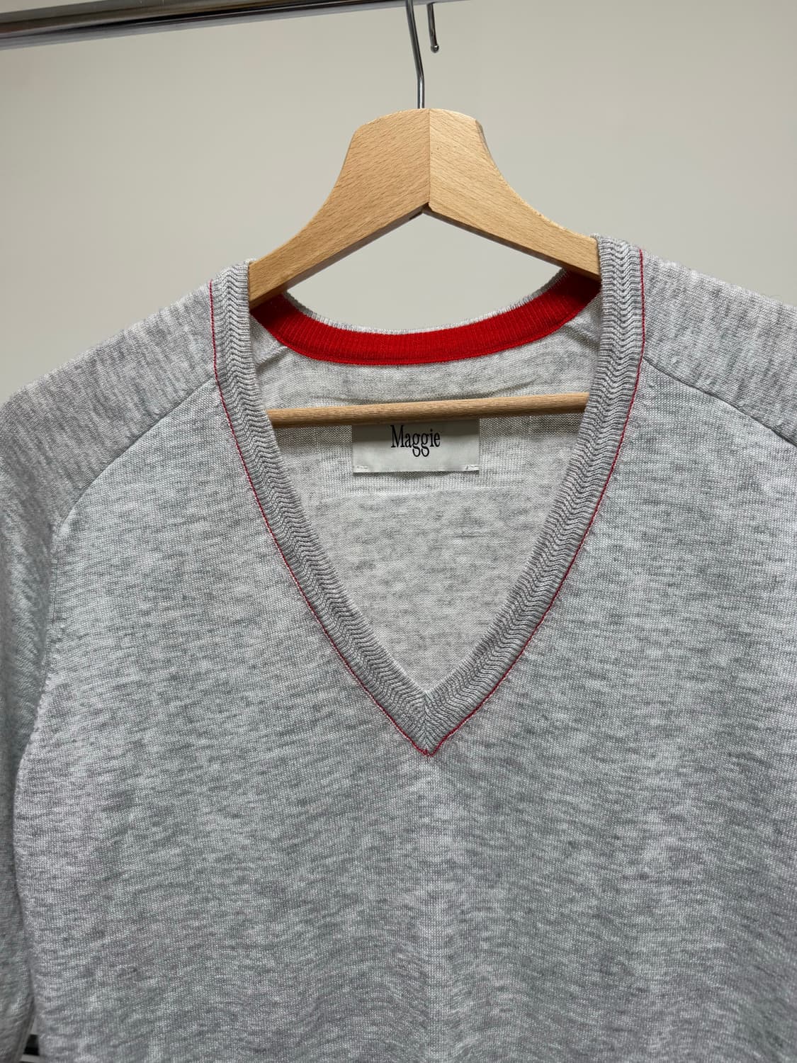 매기 Maggie 하프 슬리브 브이넥 여름 니트 상품이미지2