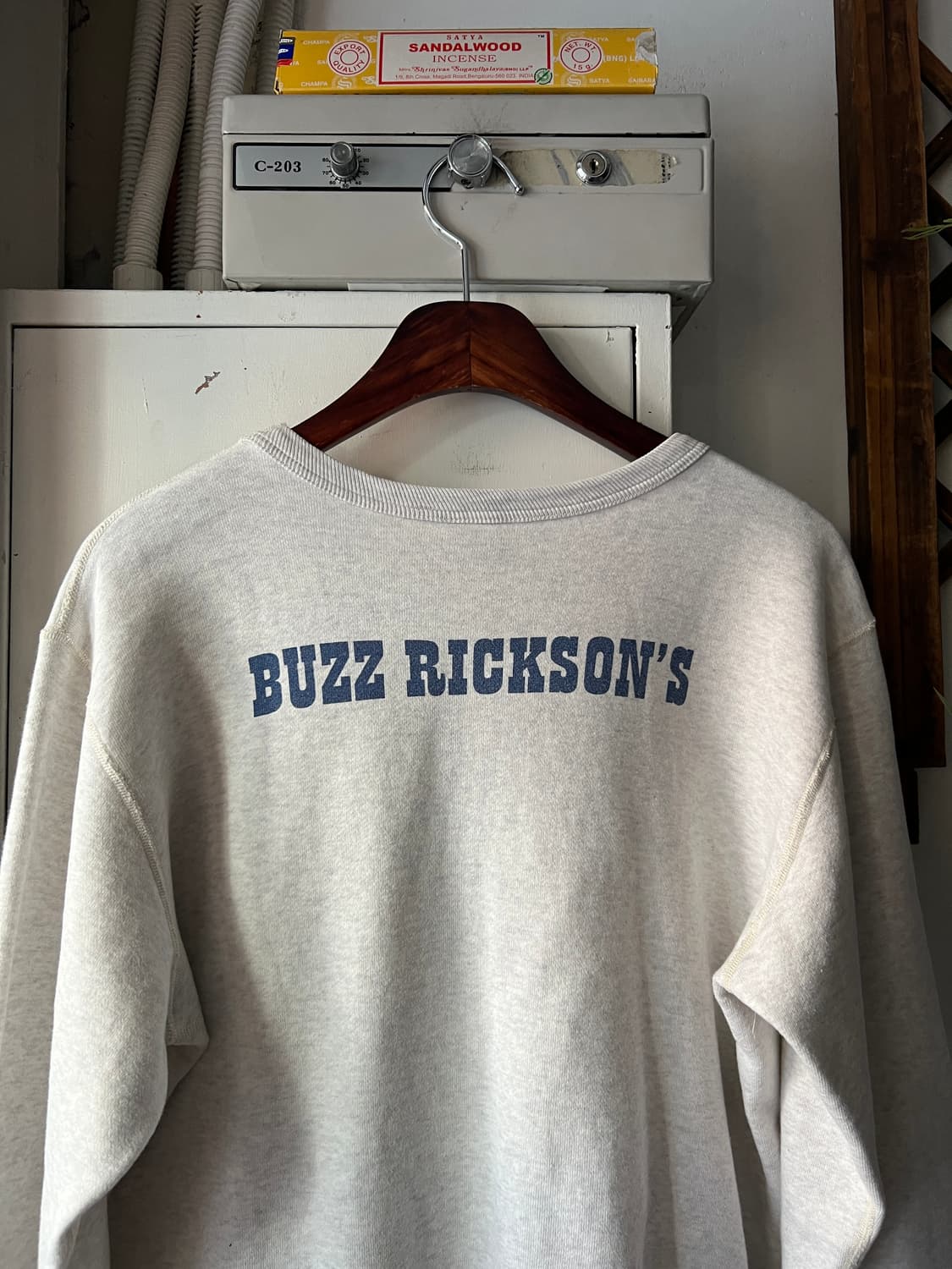 [M]버즈릭슨 스누피 1968 베트남전 멜란지 스웻셔츠 상품이미지7