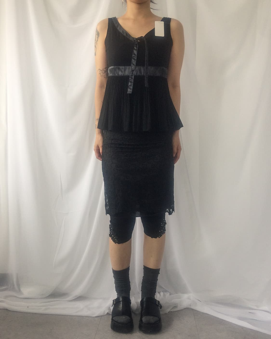 Embroidery pattern midi skirt 상품이미지4