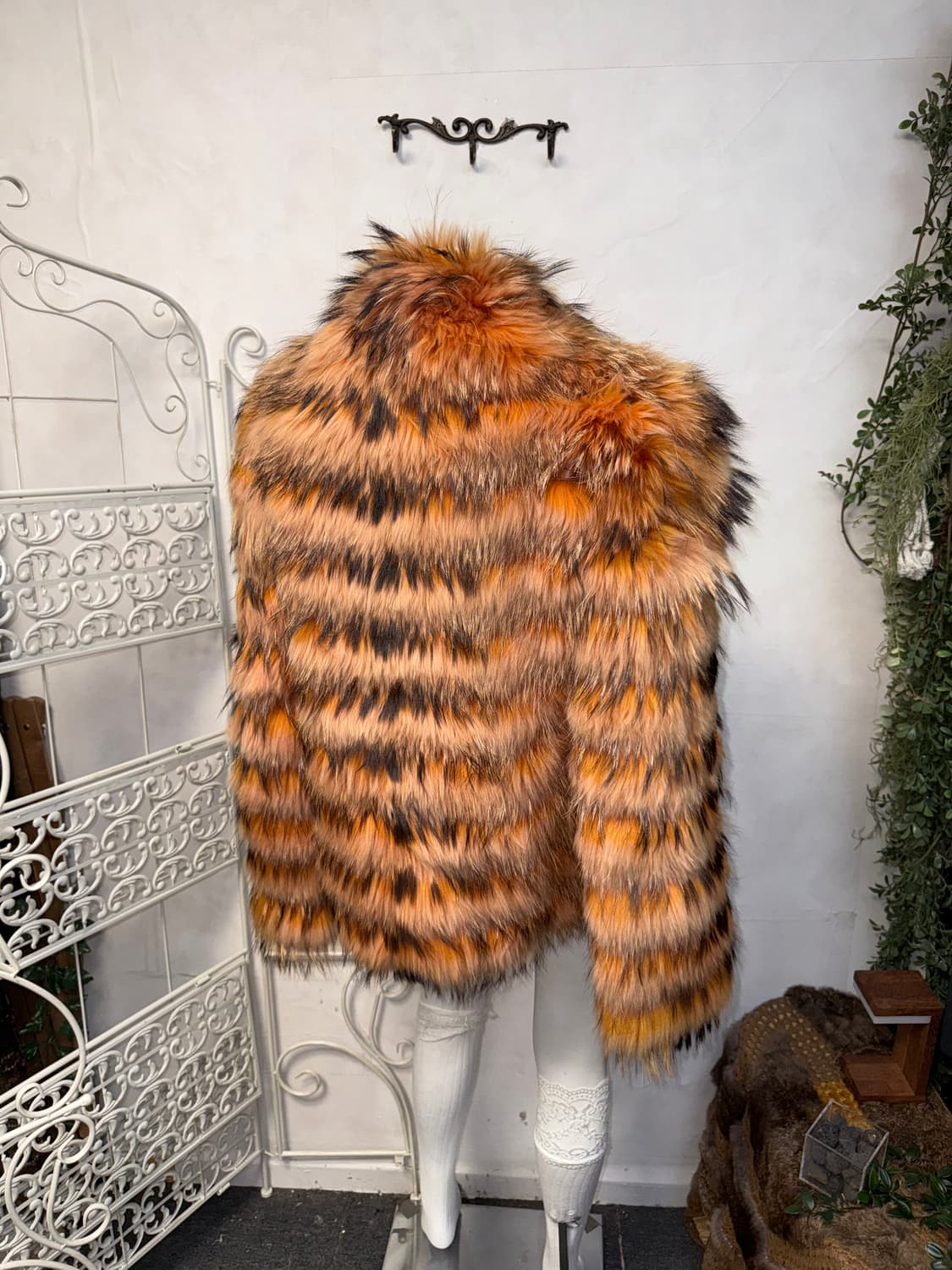 Mixed orange brown fox fur jacket  상품이미지5
