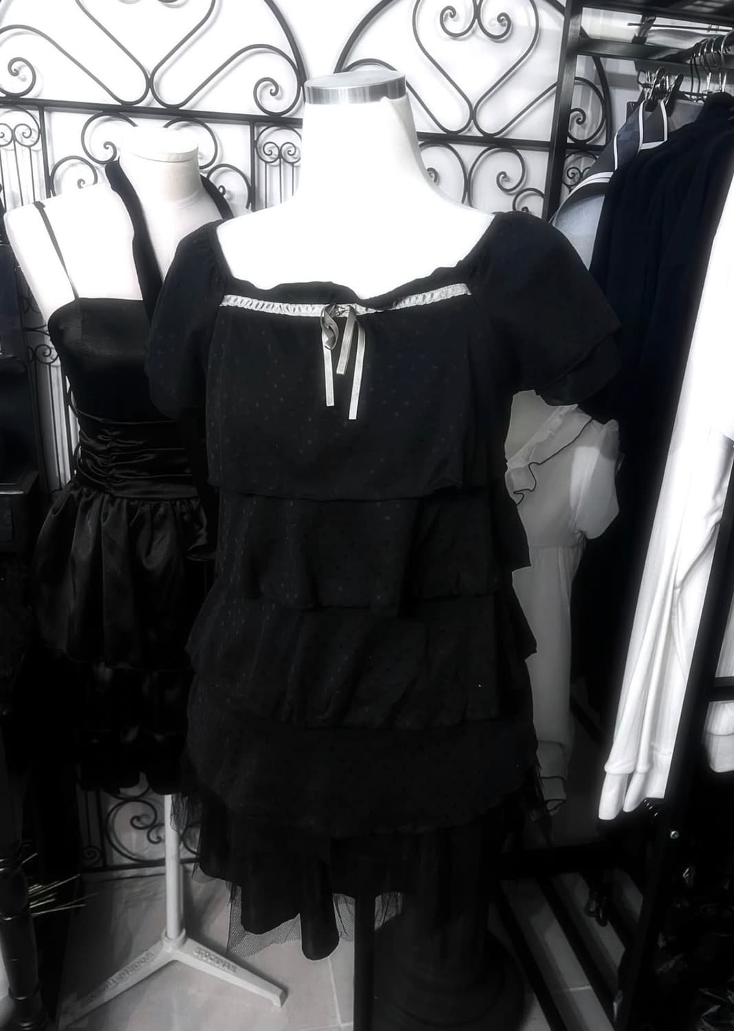 Gothic Black Cancan Blouse 상품이미지1