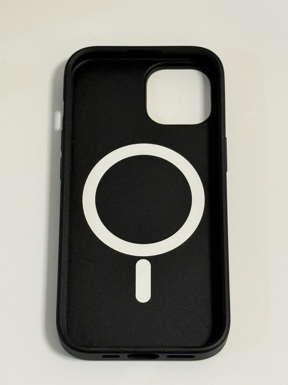 케이스티파이 쿠로미 아이폰15 케이스 (맥세이프) 상품이미지2