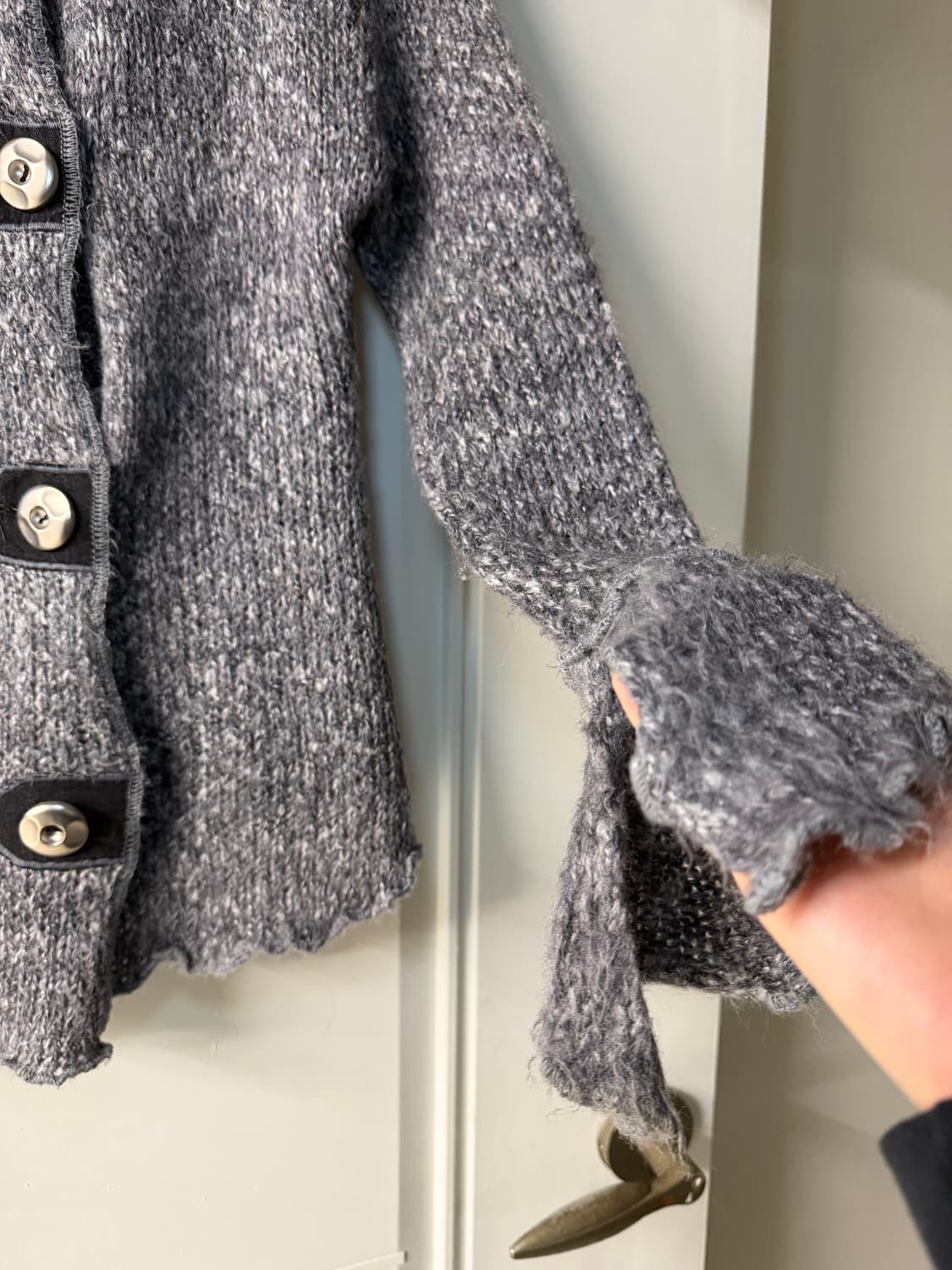 일본빈티지 실버 버튼 헤어리 니트자켓 상품이미지6