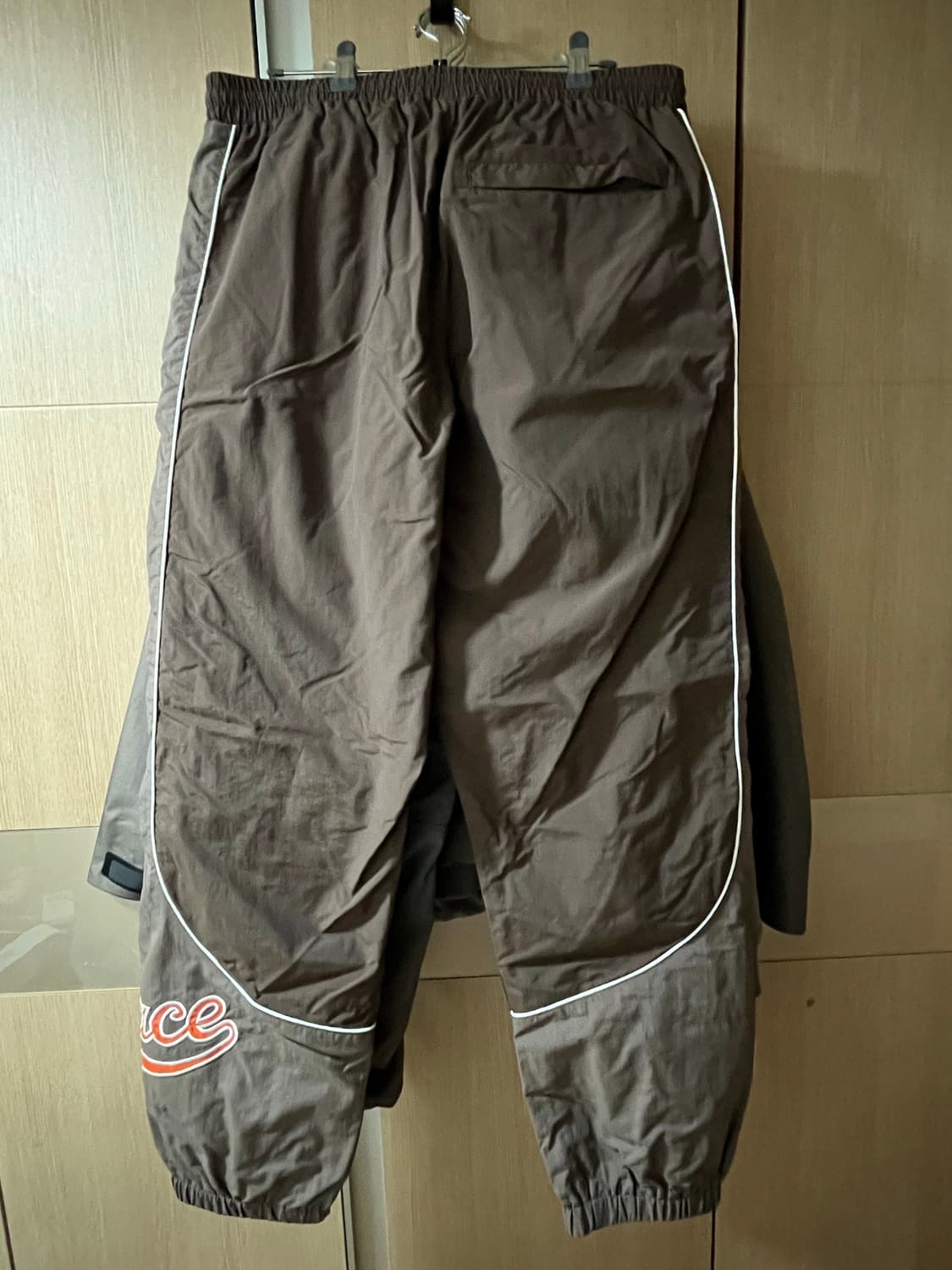 팔라스 스포츠 밋 스크립트 바텀 브라운 M 팝니다 상품이미지8