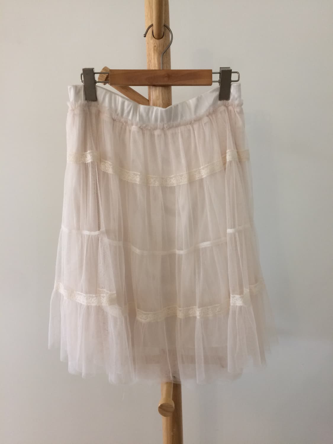 크림색상 캉캉 밴딩 샤스커트 상품이미지1