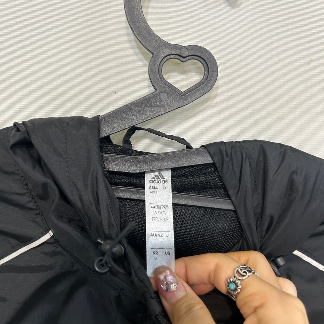 아디다스 남성 코어18 런 바람막이 상품이미지2