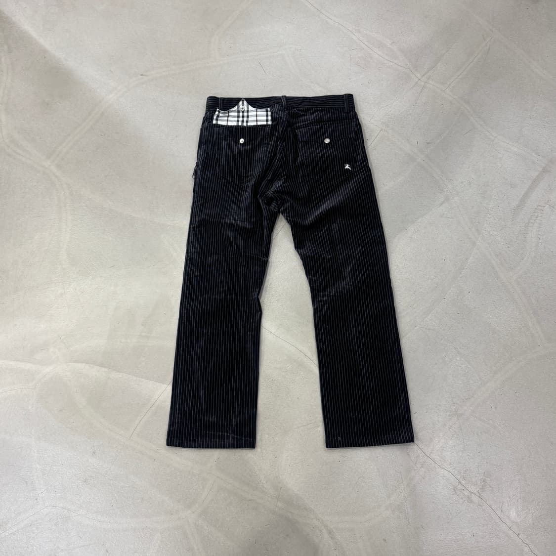 버버리 블랙 라벨 벨벳 카고 팬츠 76 상품이미지3