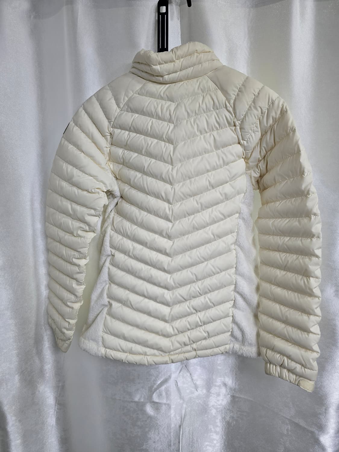 아이더 아이보리 경량패딩 자켓 (1600) 상품이미지2