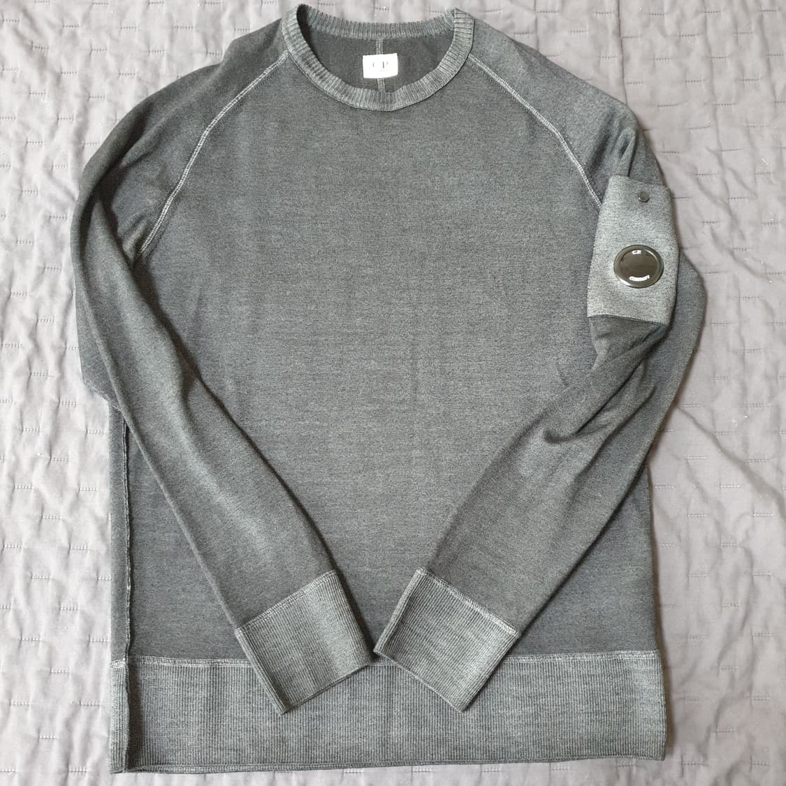 씨피컴퍼니 다잉 워싱 니트 상품이미지1