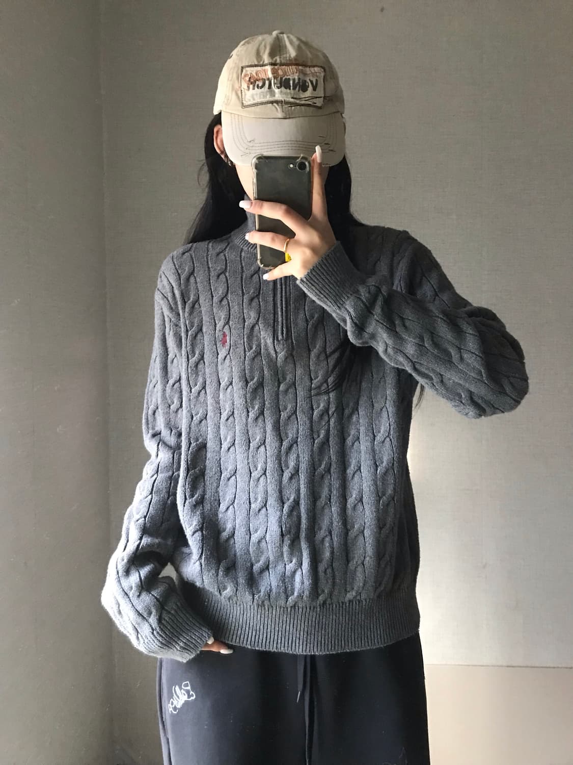 폴로 그레이 케이블 니트 반집업 상품이미지1
