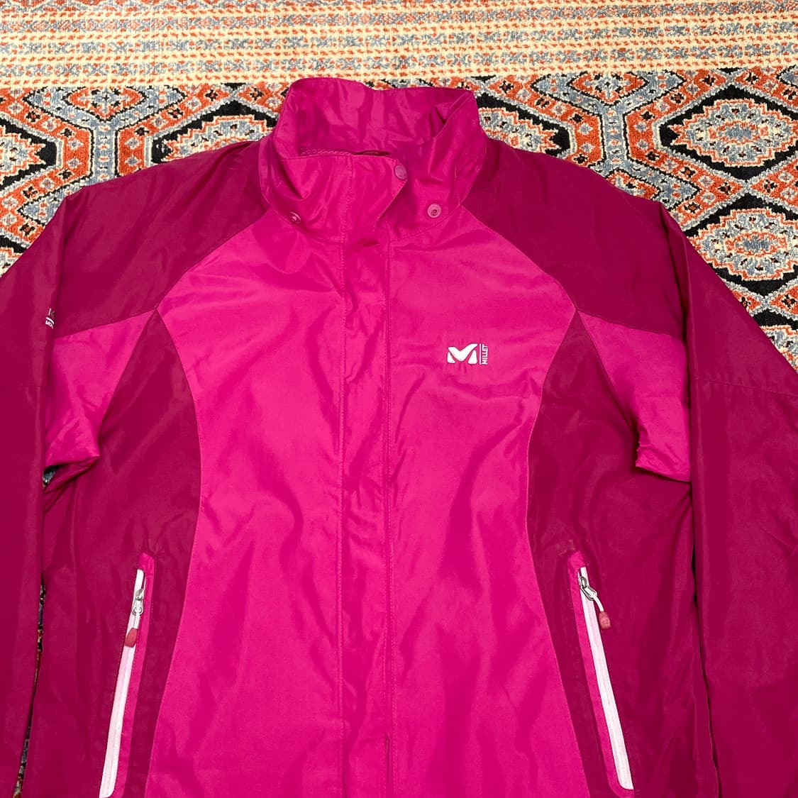 밀레 핑크 바람막이 자켓 여성105 상품이미지2