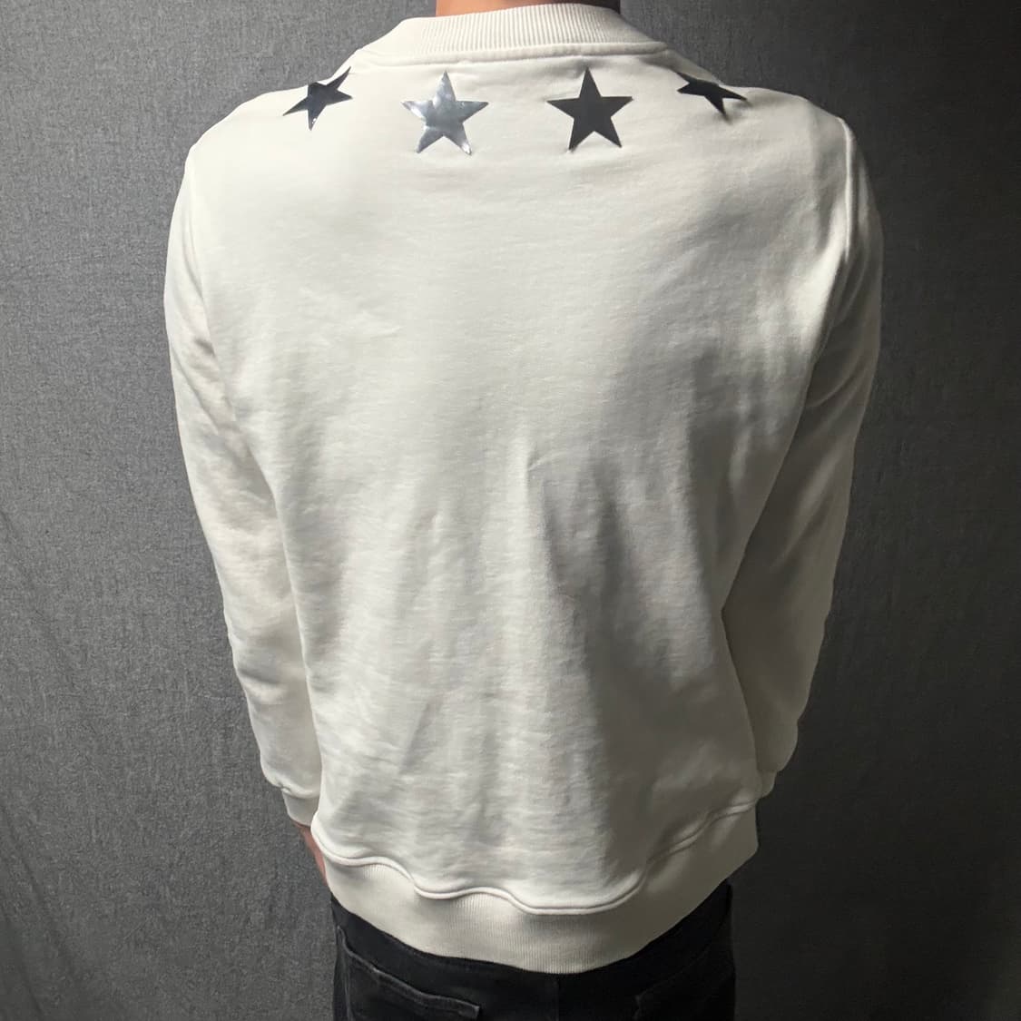 Givenchy 지방시 스타 패치 맨투맨 상품이미지5