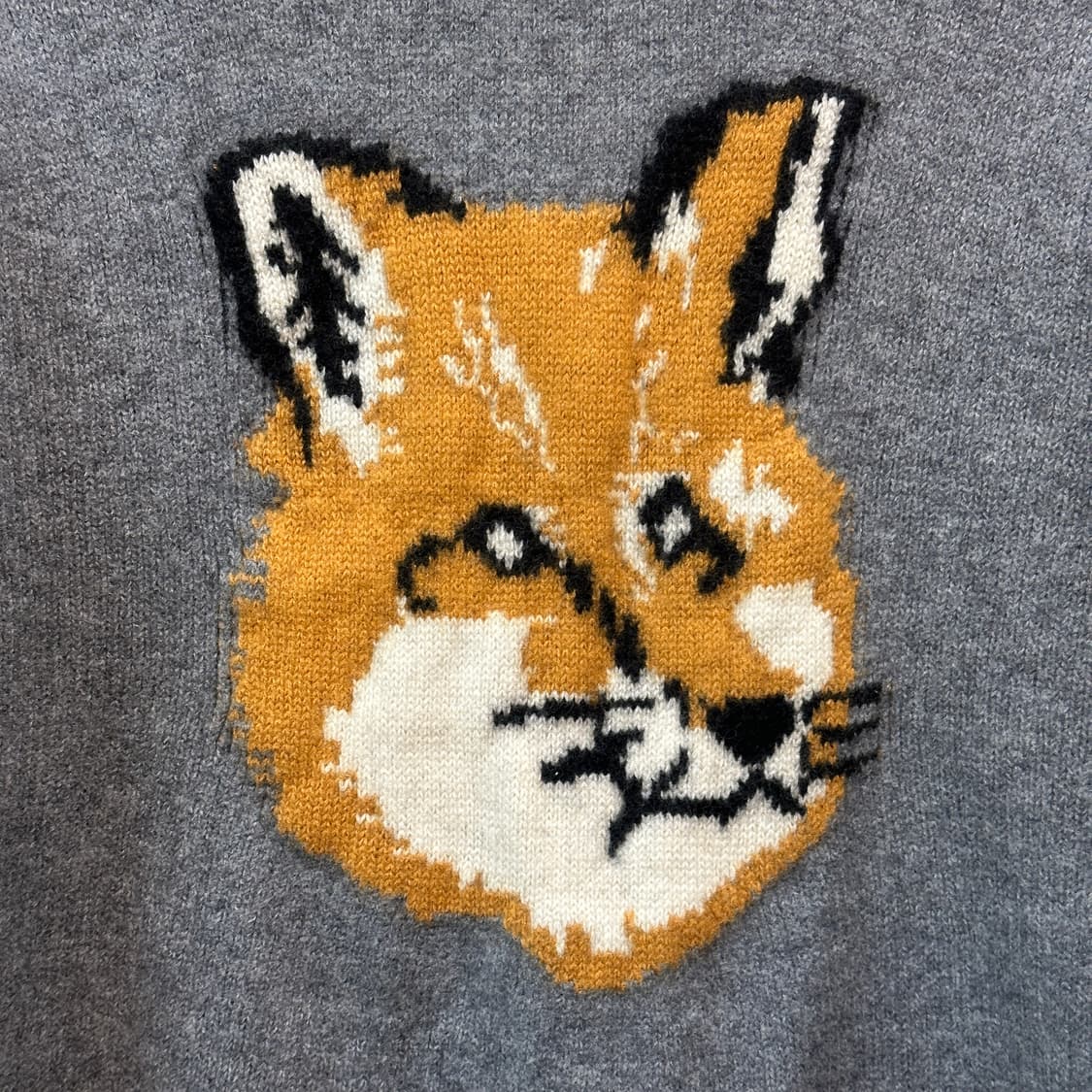 메종 키츠네 빅 폭스 헤드 라운드넥 니트 상품이미지2