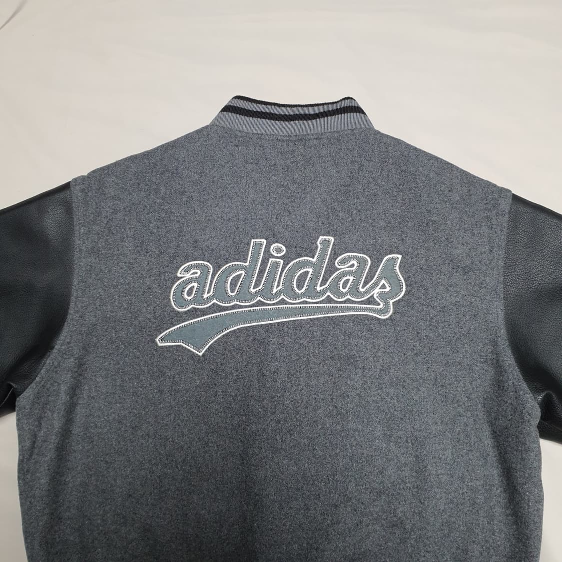 95M)아디다스 90's 올드스쿨 빈티지 울 바시티자켓 상품이미지3