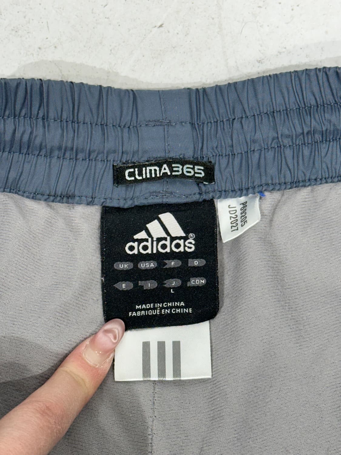 아디다스 메탈 실버 와이드 레드 사이드 라인 트랙 팬츠 L  상품이미지7