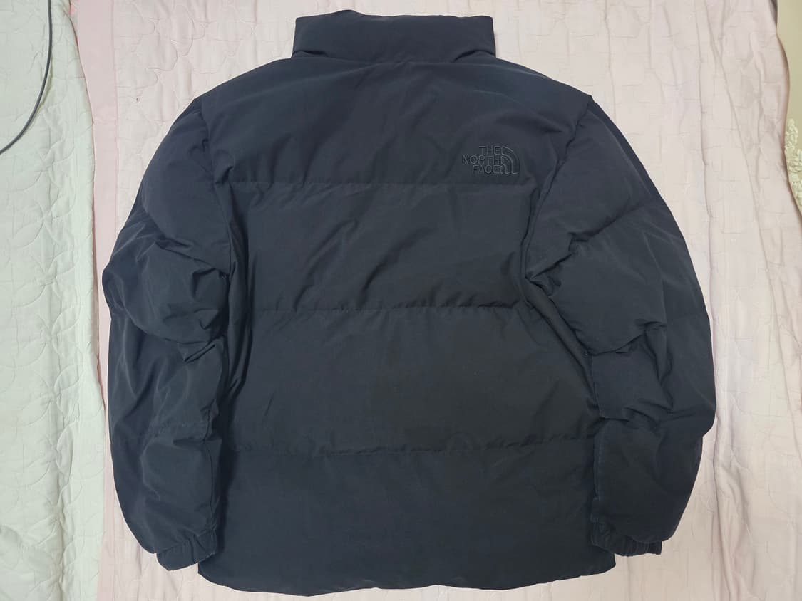 노스페이스 화이트라벨 리버튼 온볼 패딩 블랙 90(S) 상품이미지2