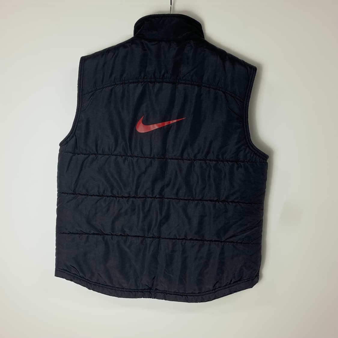 나이키 00s 블랙 조끼 패딩 상품이미지3