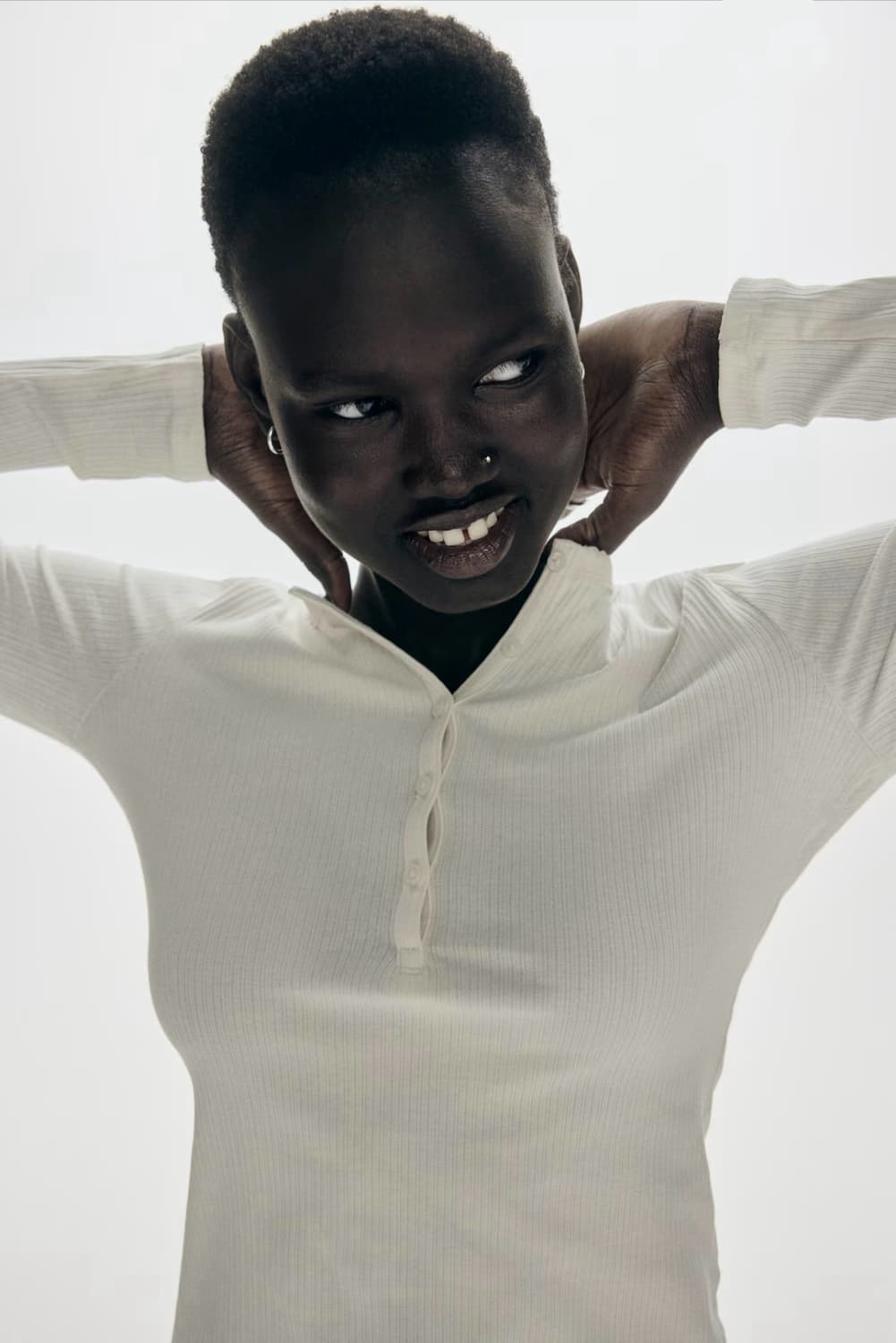 H&M 버튼업 탑 상품이미지3