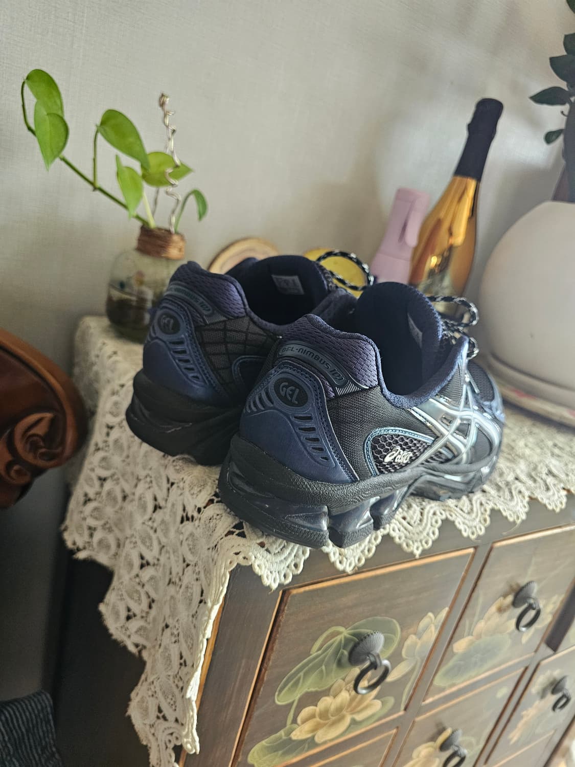 1회착 아식스 젤 님버스 10.1 팝니다 270 블랙 그랜드 샤크 상품이미지4