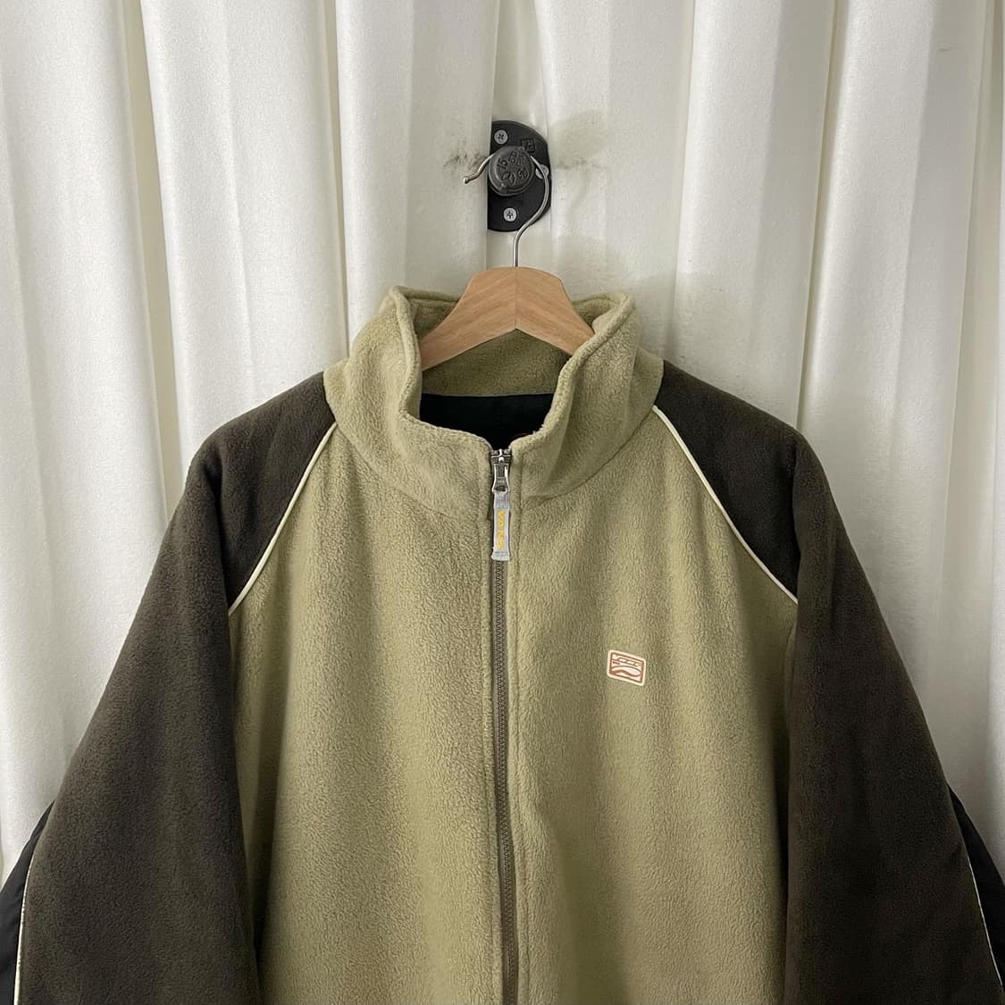 반스 베이지 브라운 배색 후리스 상품이미지2