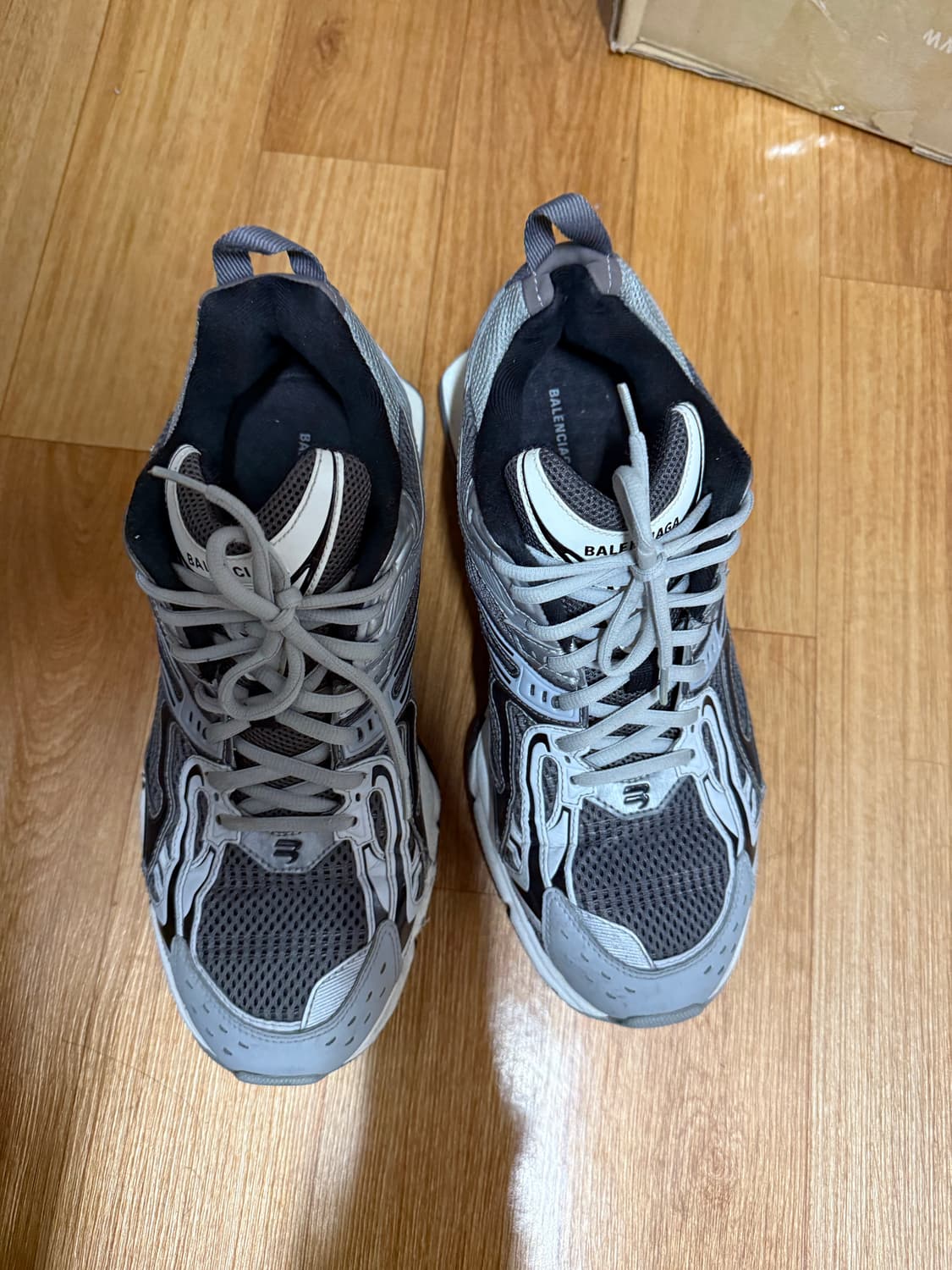 발렌시아가 엑스팬더 상품이미지2