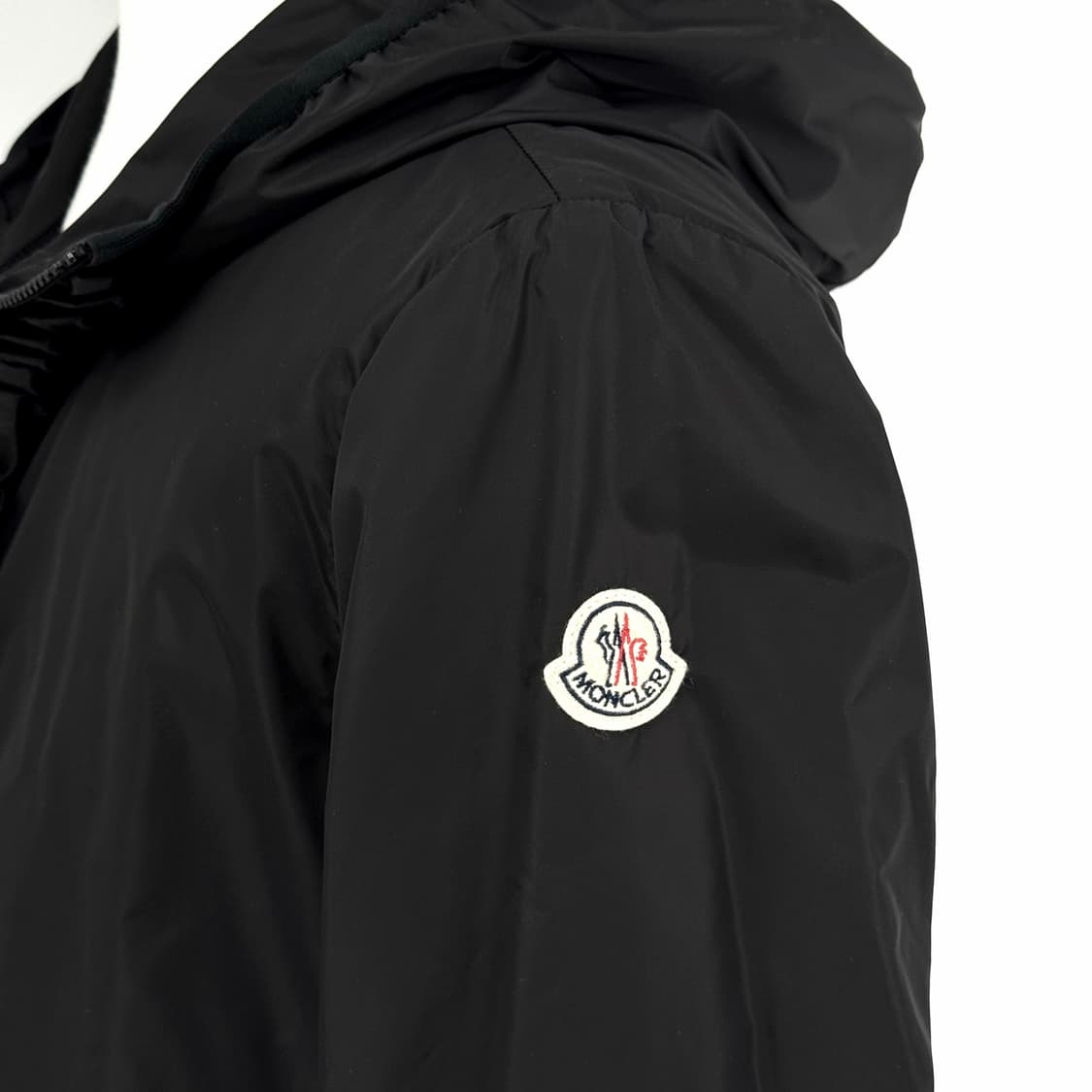 [2사이즈] 몽클레어 여성 바람막이 자켓 블랙 상품이미지7