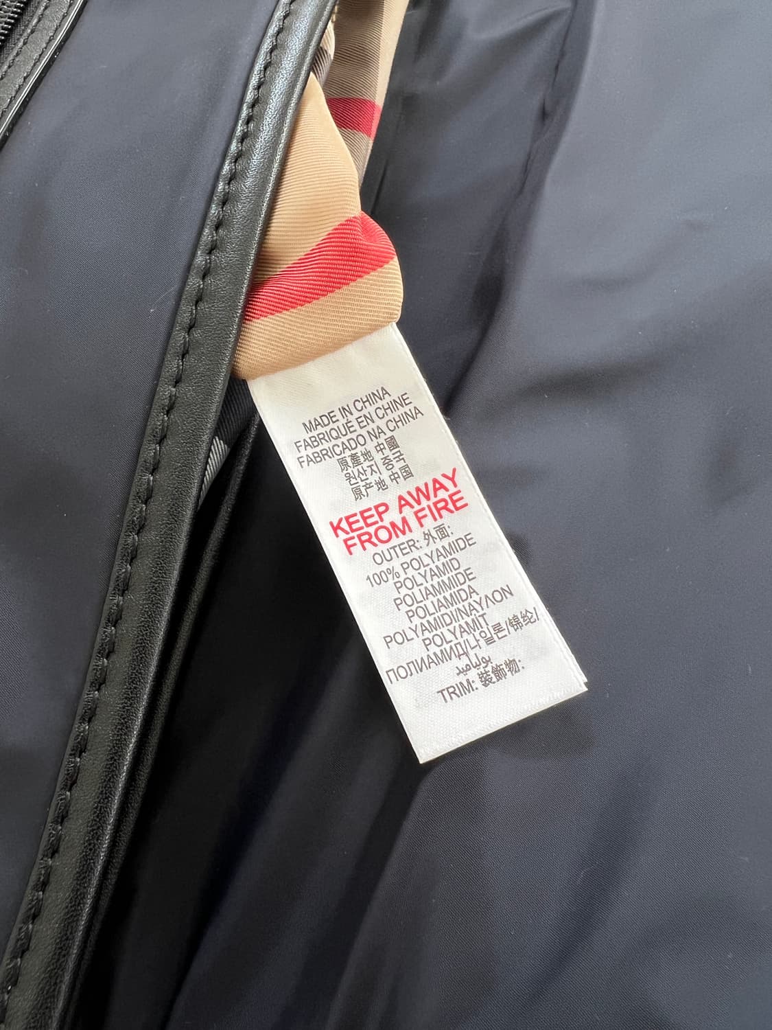 버버리 네이비 나일론 2way 백팩 토트백 상품이미지7