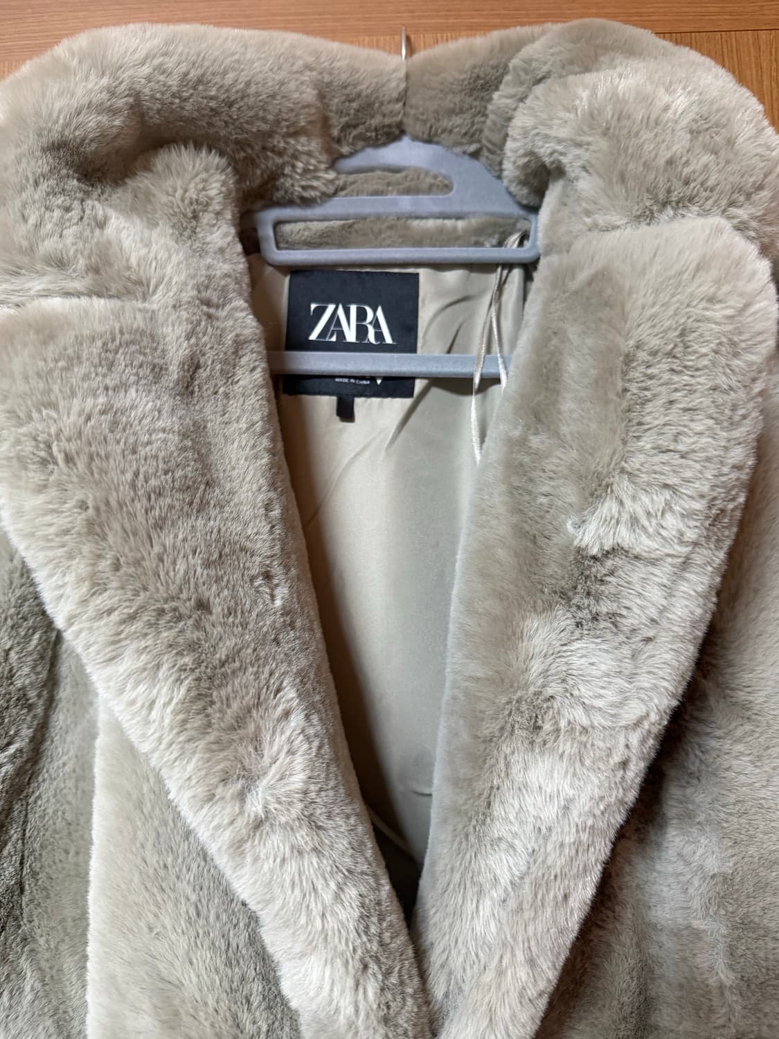 자라 에코퍼 코트  상품이미지2