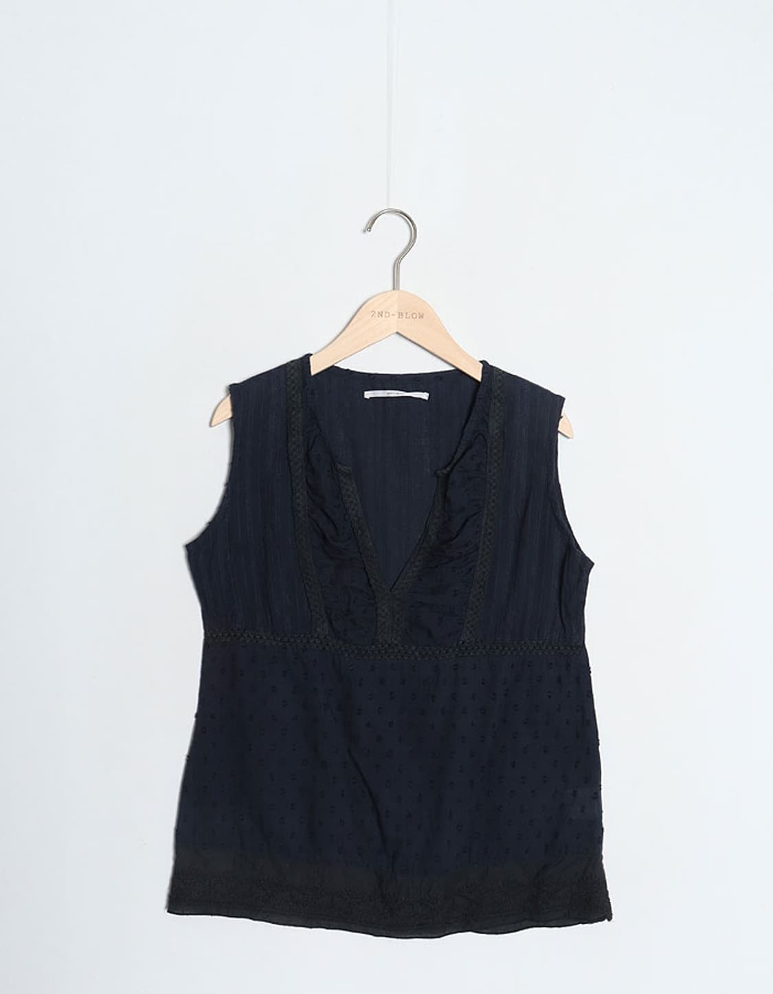 UPTIGHT Sleeveless 상품이미지1