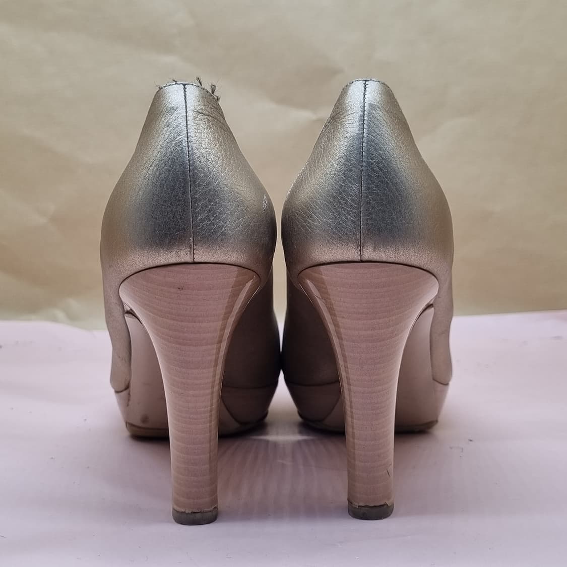 페라가모 골드 여성 가보시힐 250-255 굽9 상품이미지4