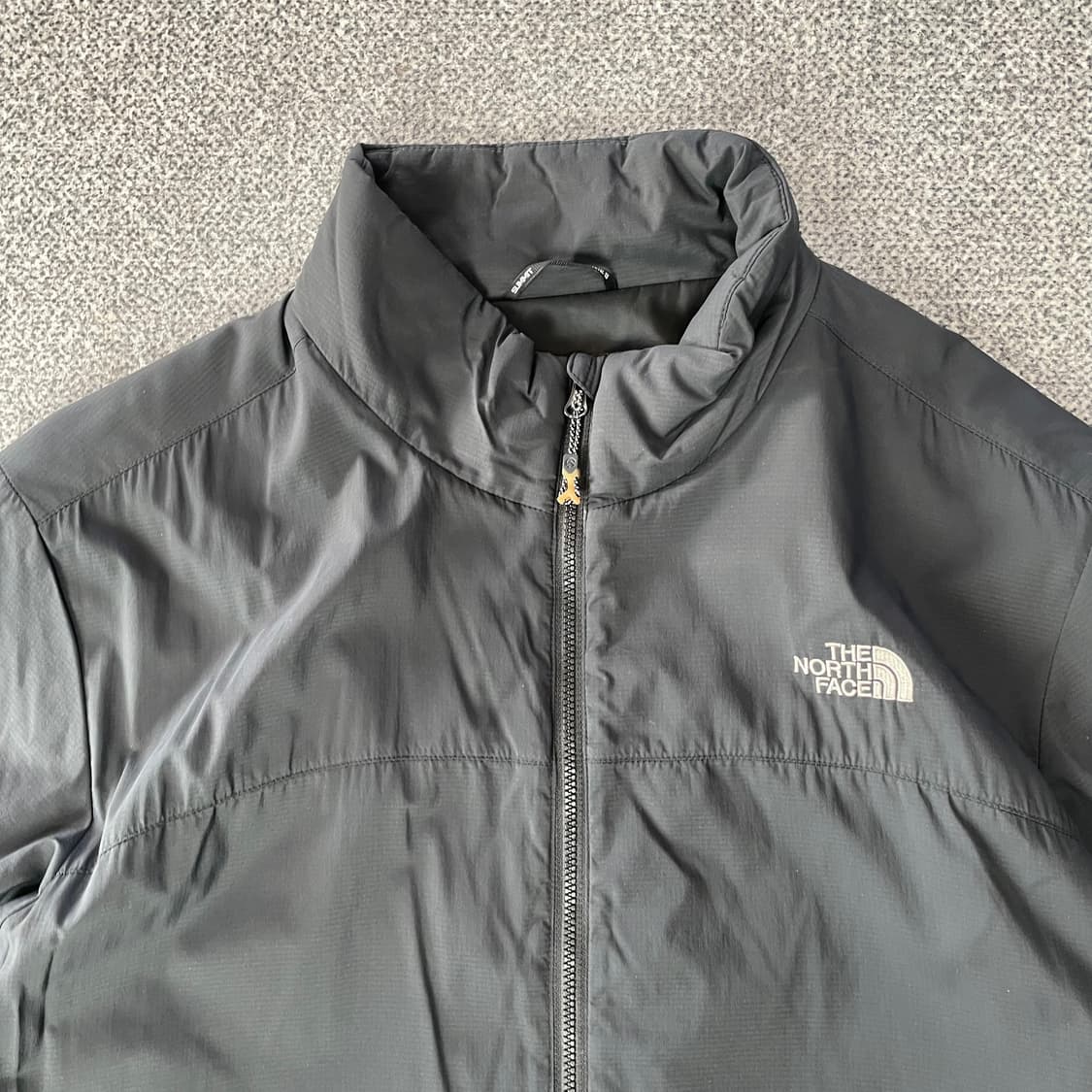 노스페이스 바람막이 블랙 상품이미지3