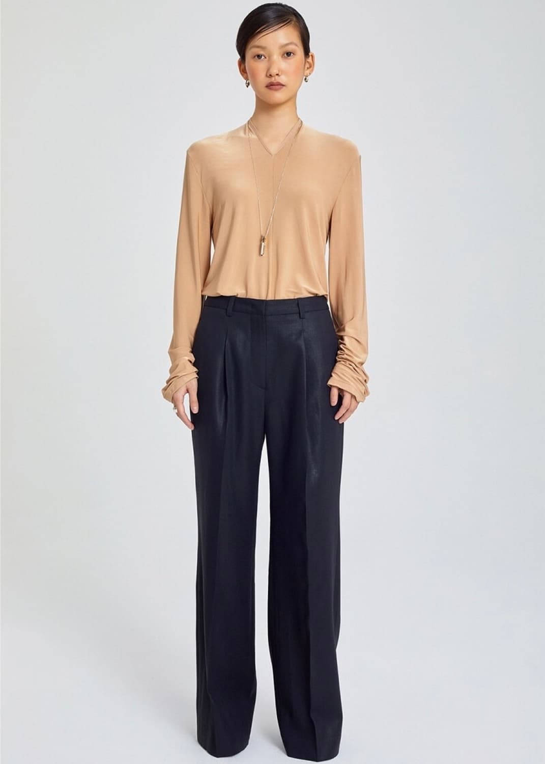 티크 SLEEK BLACK WIDE TUCK-PANTS 상품이미지1
