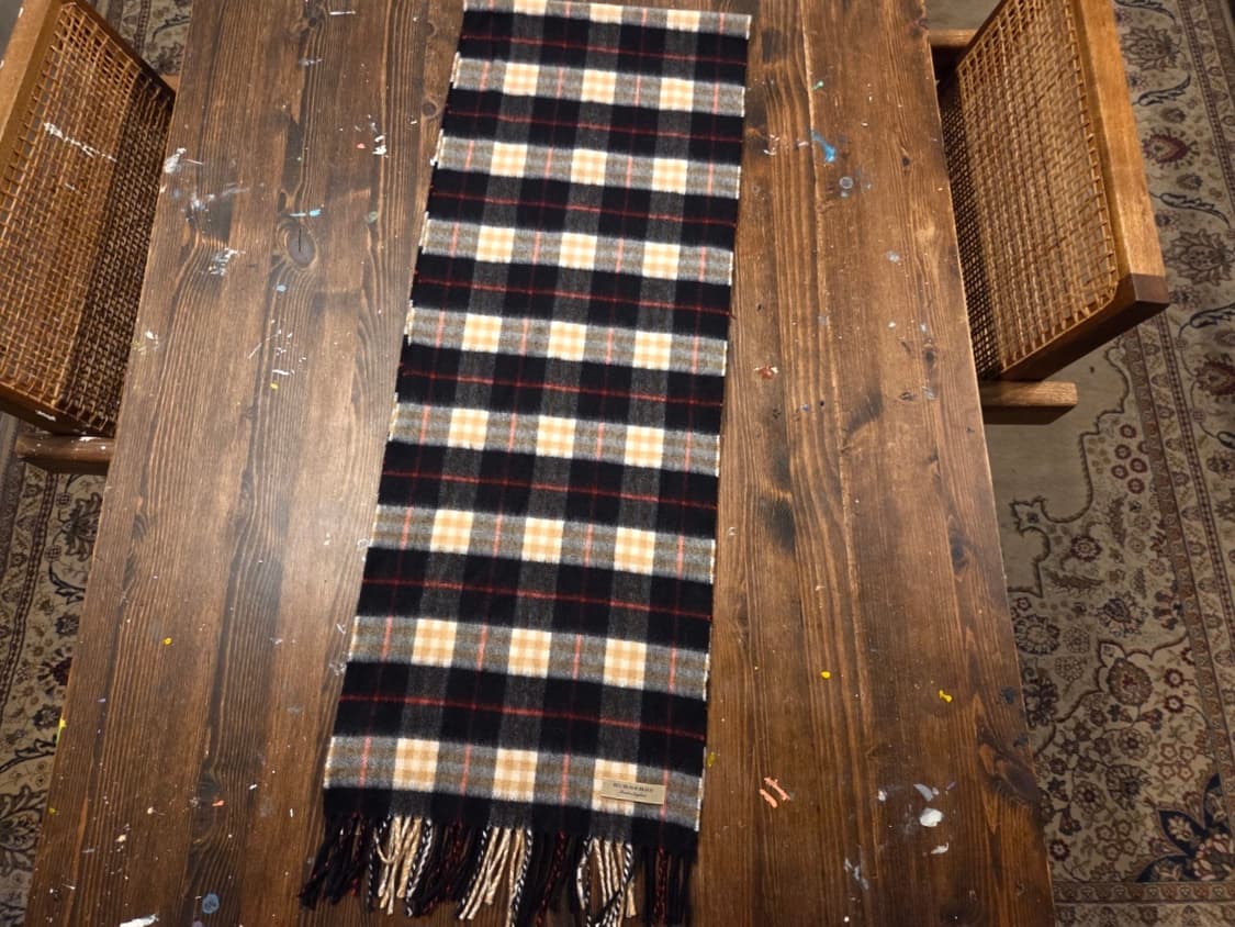 버버리 머플러 상품이미지1