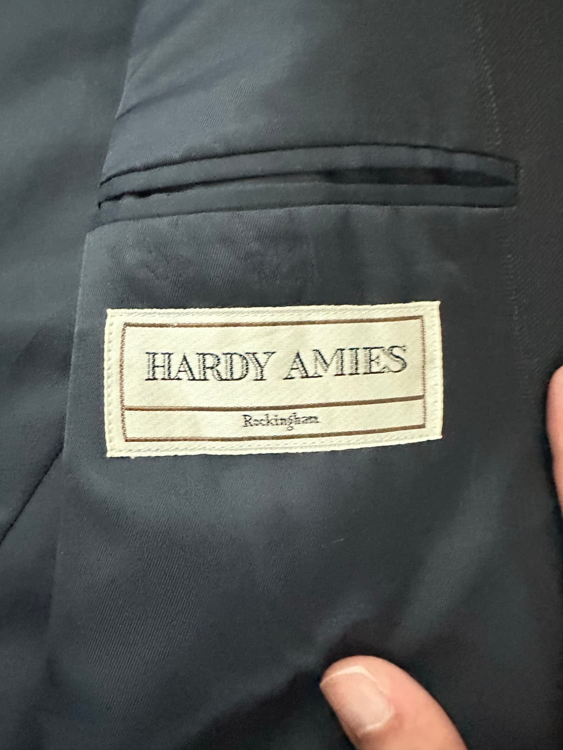 영국 빈티지 Hardy Amies(하디 에이미스) 수트 한 벌 팝니다. 상품이미지4