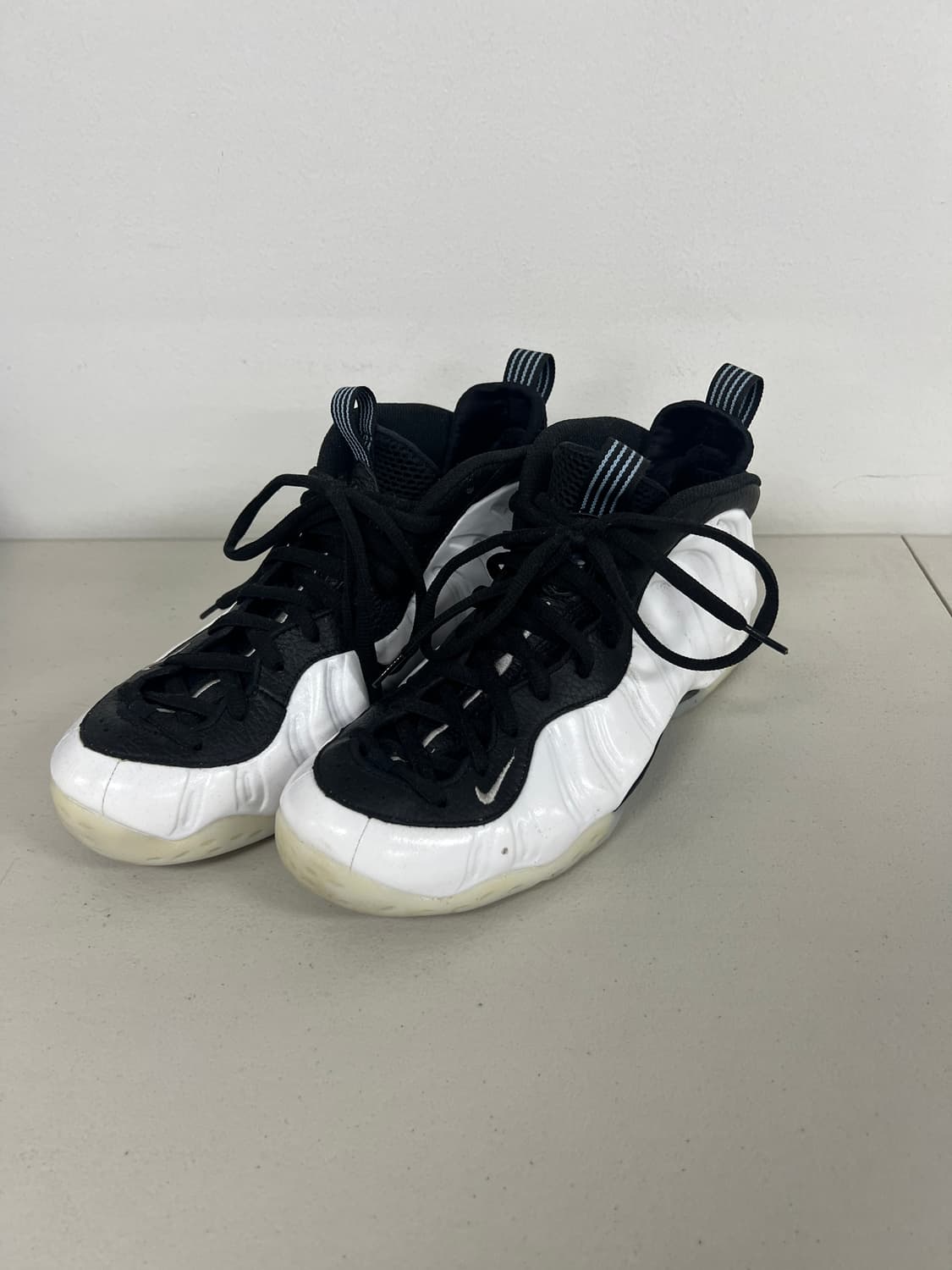 Nike Air Foamposite One White and Black 상품이미지1