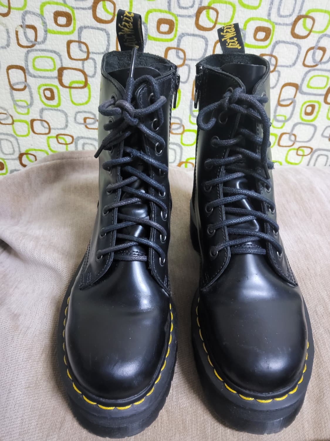 닥터마틴 8홀 제이든 부츠 240사이즈  상품이미지1