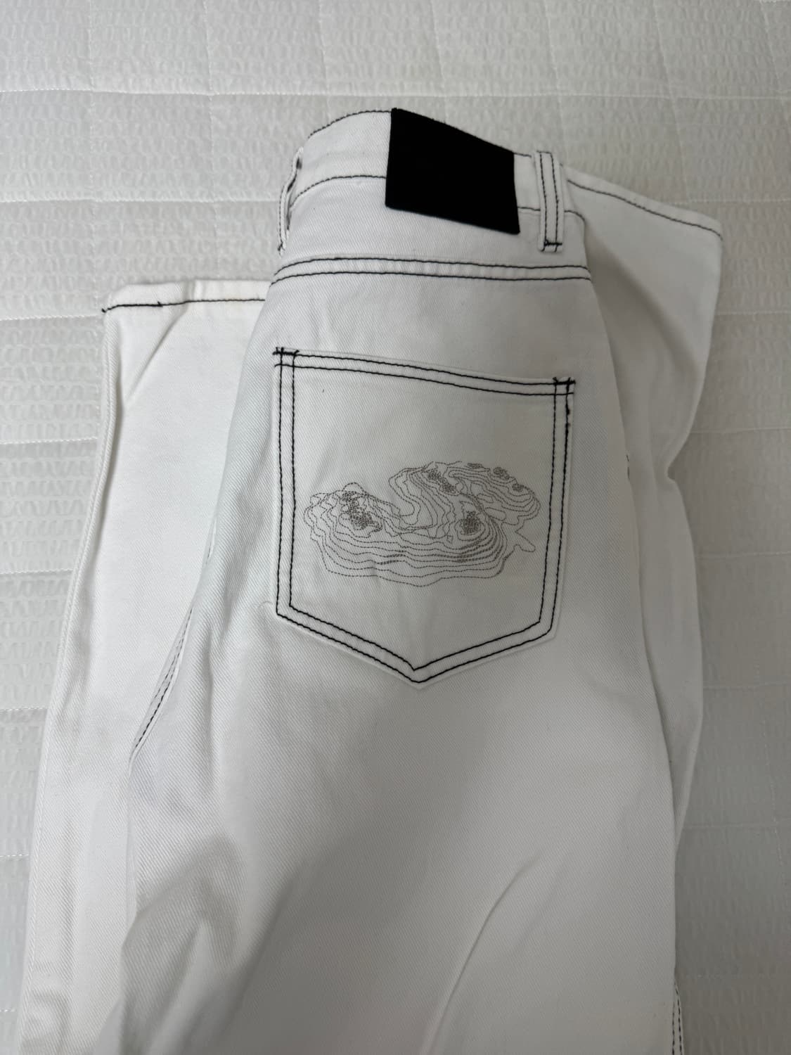 스웨이드 컨투어 포켓데님 화이트 M 상품이미지3