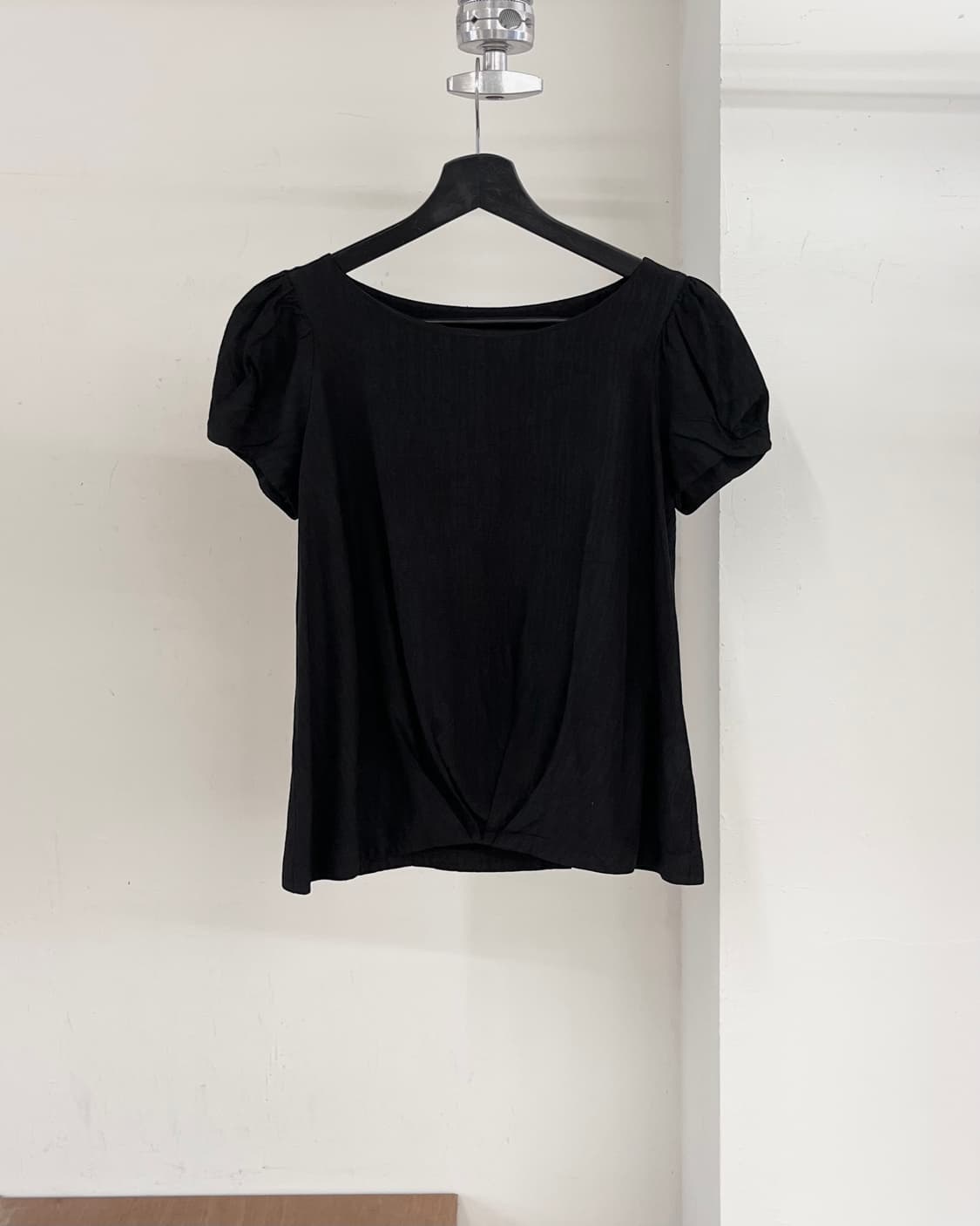 이자벨 마랑 블랙 셔링 비스코스 하프티 상품이미지1