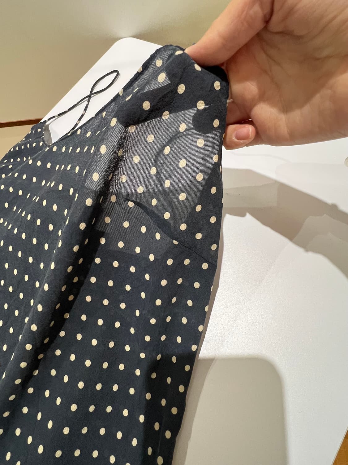 DKNY 100% 실크 도트 캐미솔 상품이미지6