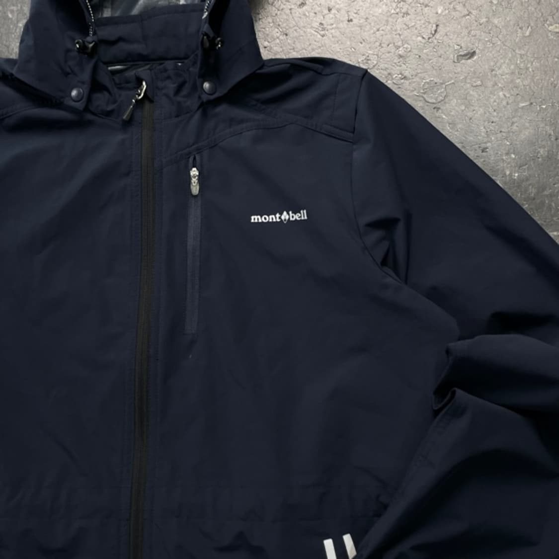 105 몽벨 방풍 바람막이  상품이미지2