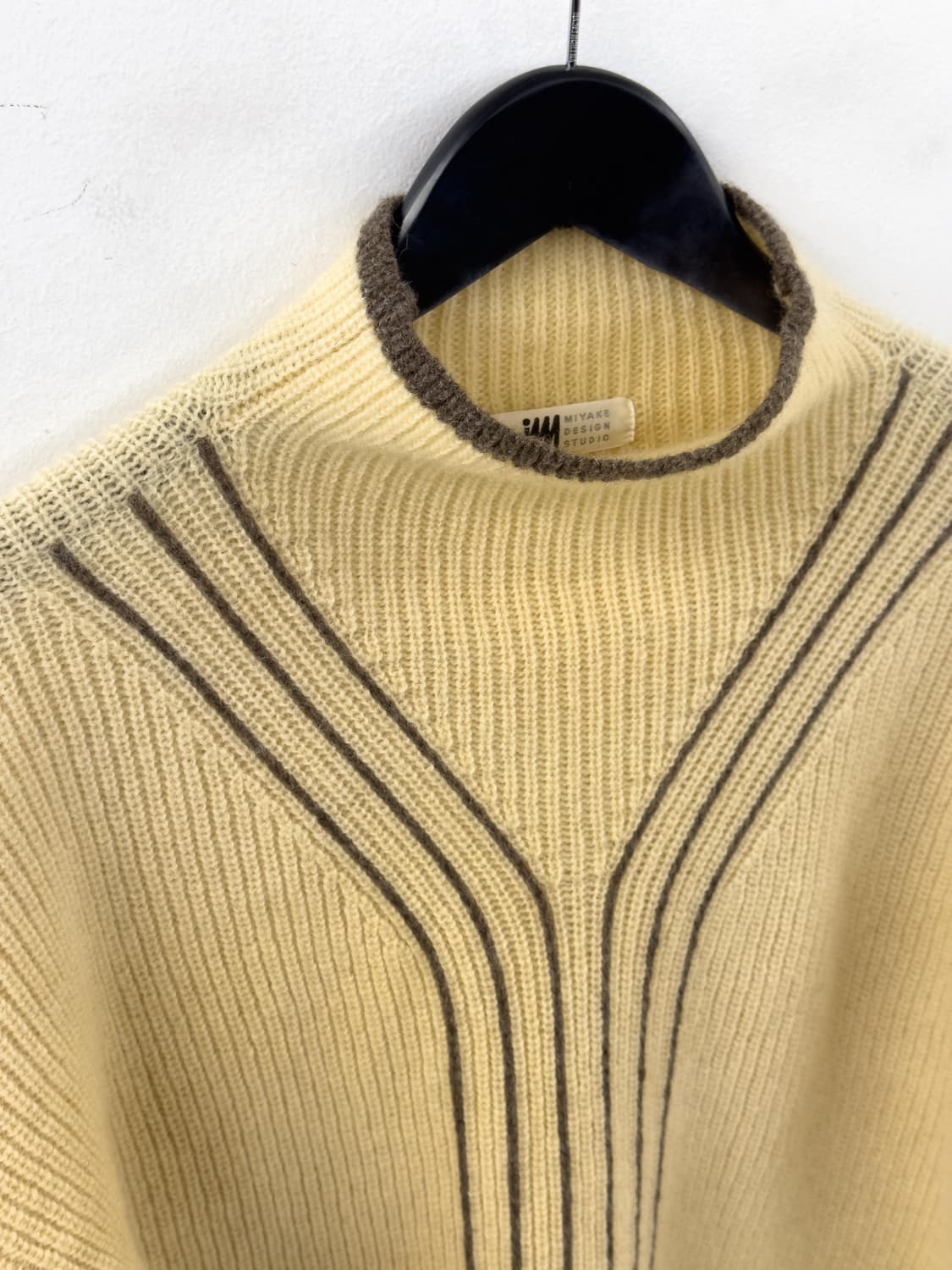 이세이미야케 IM 스웨터 상품이미지4
