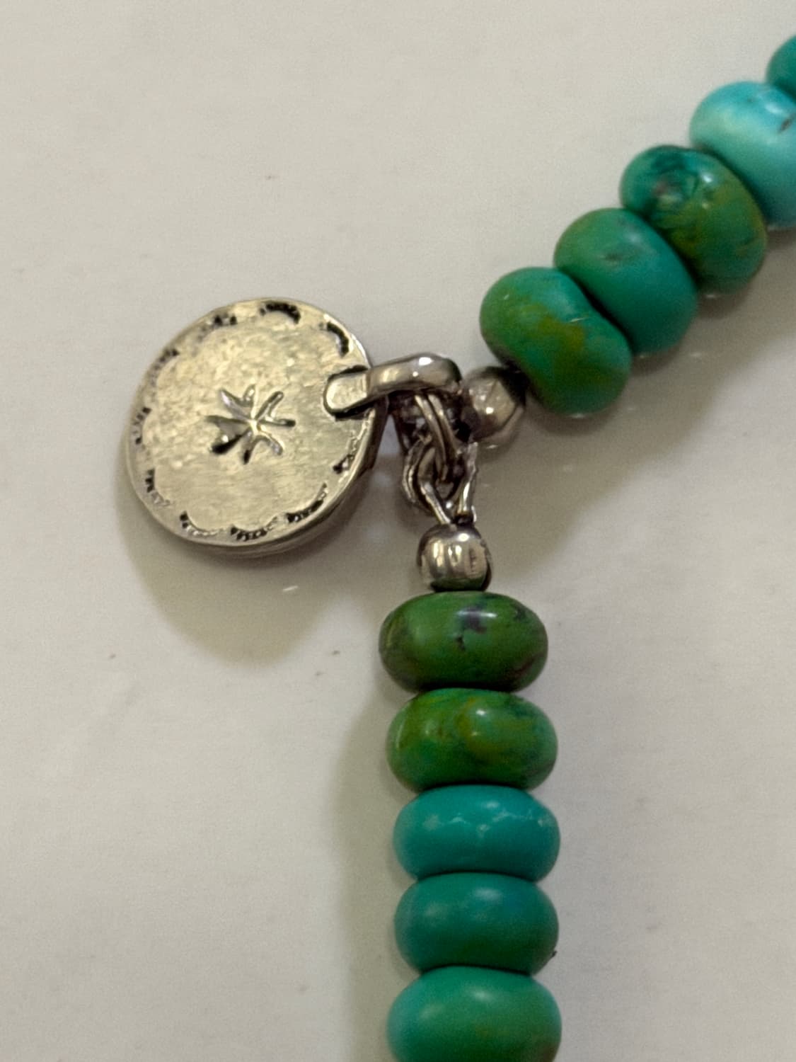 캐피탈 터키석 사슴 가죽 프린지 목걸이 상품이미지3