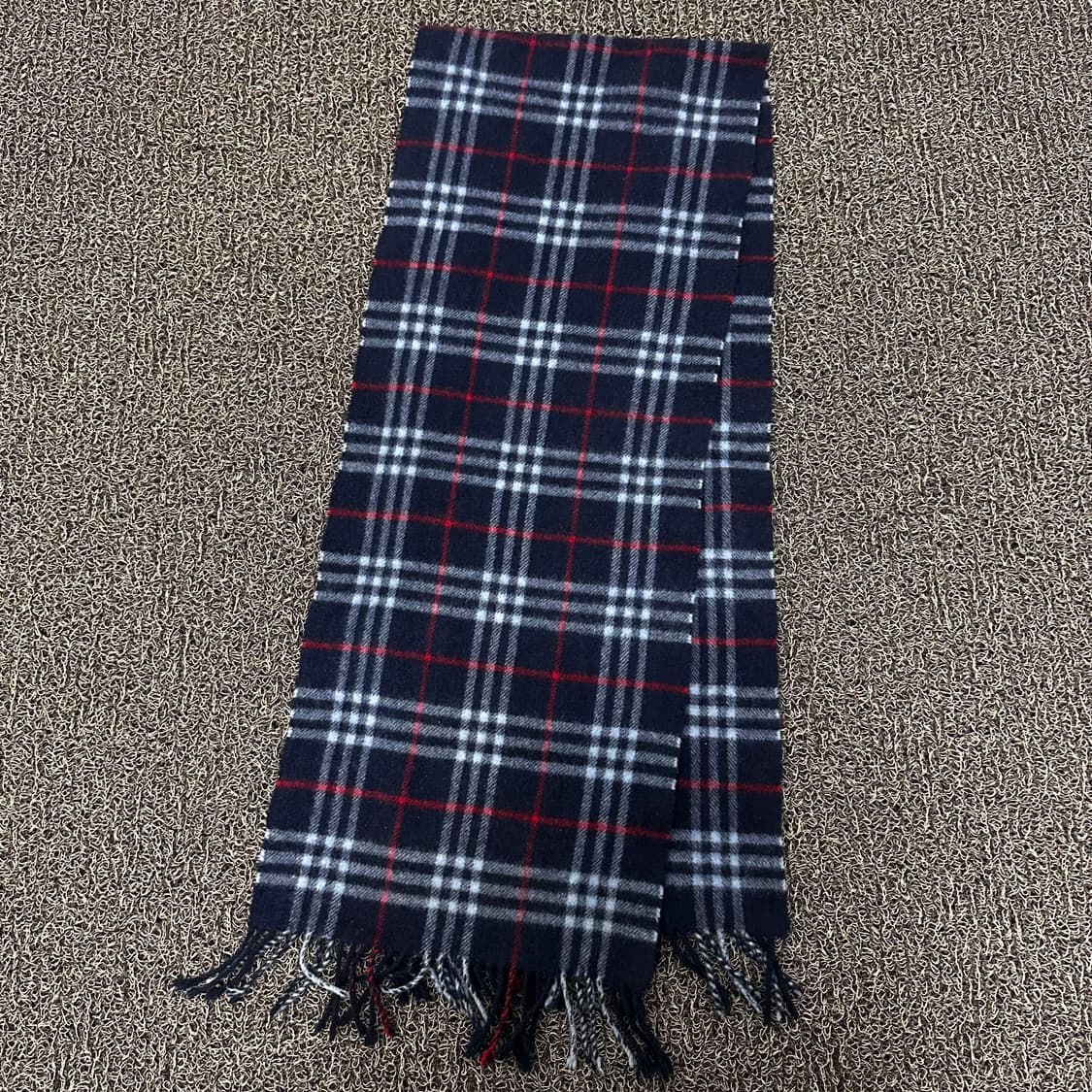 버버리 램스울 체크 머플러 목도리 네이비 상품이미지5