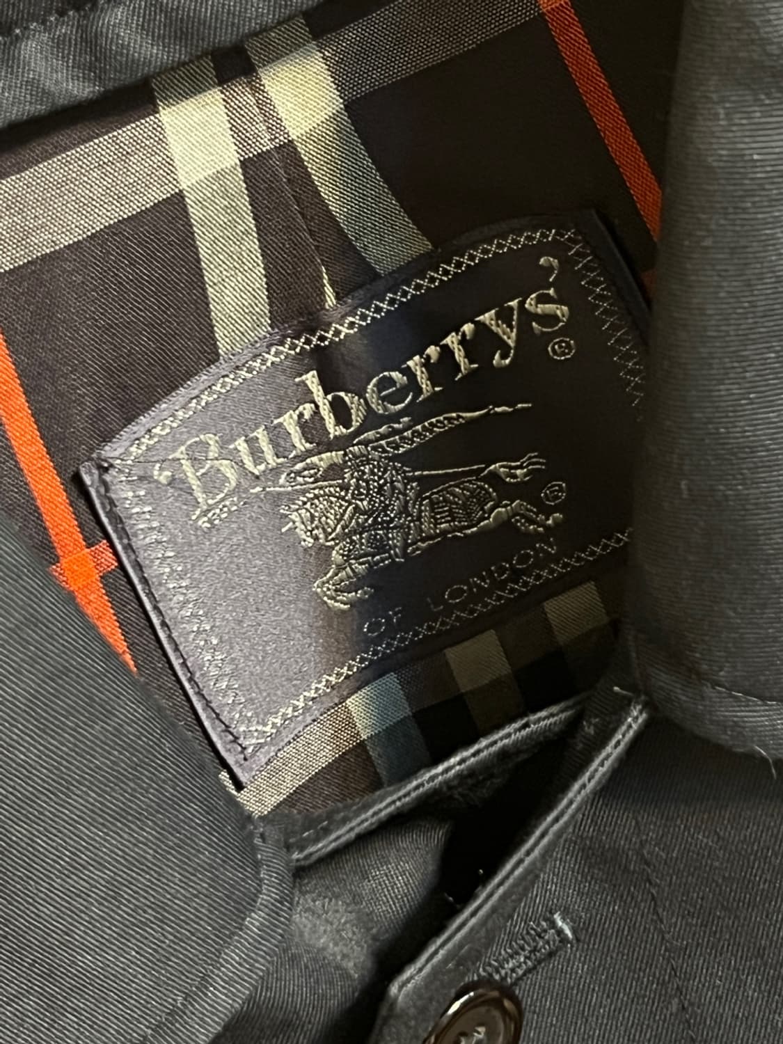 버버리 네이비 싱글 브레스티드 맥 코트 상품이미지4