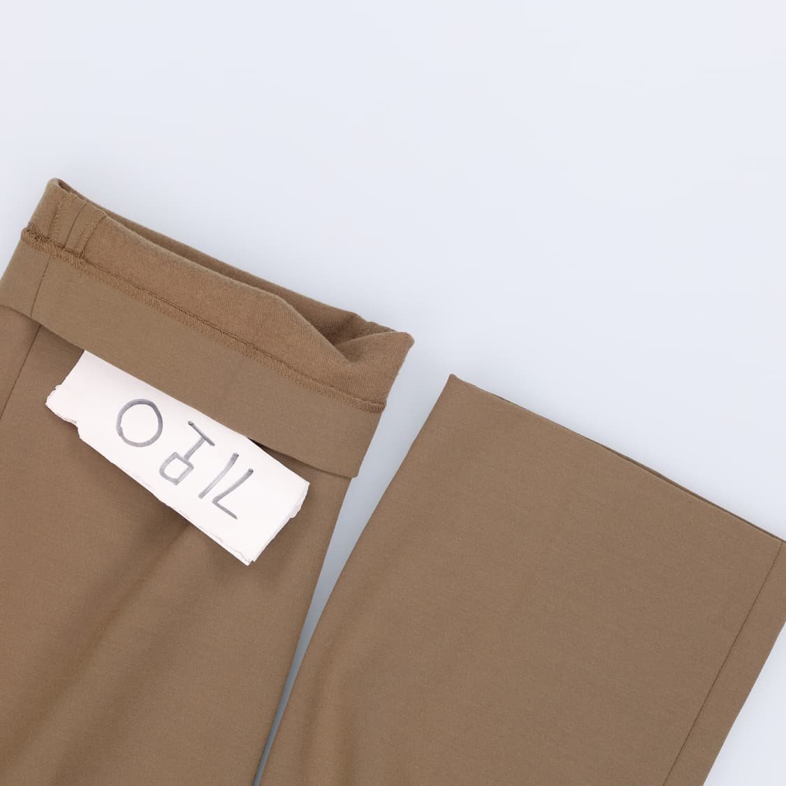 [38] 라코스테 래귤러핏 기모슬랙스 1231H2 상품이미지6